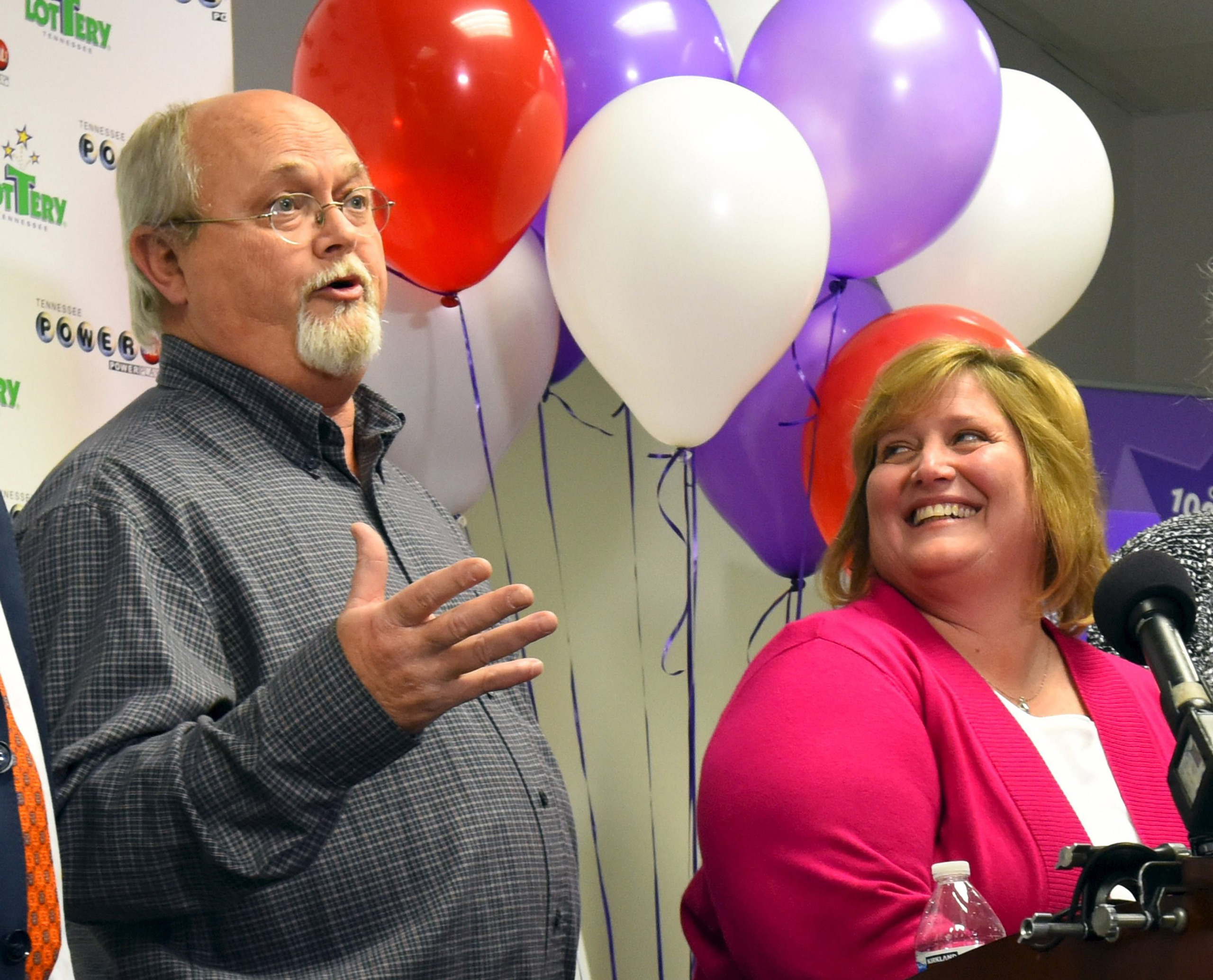 Powerball jackpot co-winners Lisa and John Robinson of Munford, Tennessee speak to the media at the headquarters of the Tennessee Lottery in Nashville, Tennessee January 15, 2016. A Tennessee couple holding one of three winning tickets for this week's re