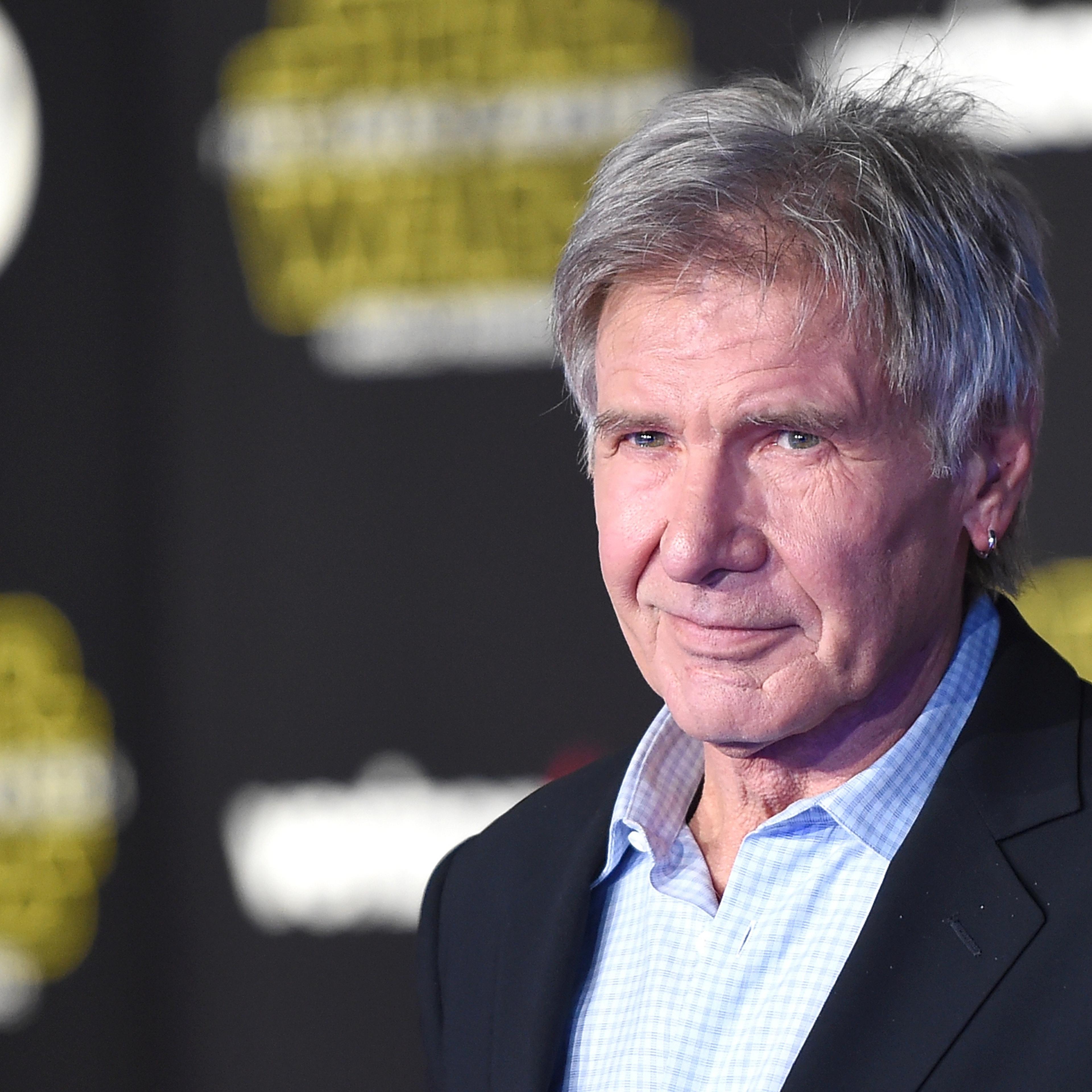 Premiere Of Walt Disney Pictures And Lucasfilm's "Star Wars: The Force Awakens" - Arrivals