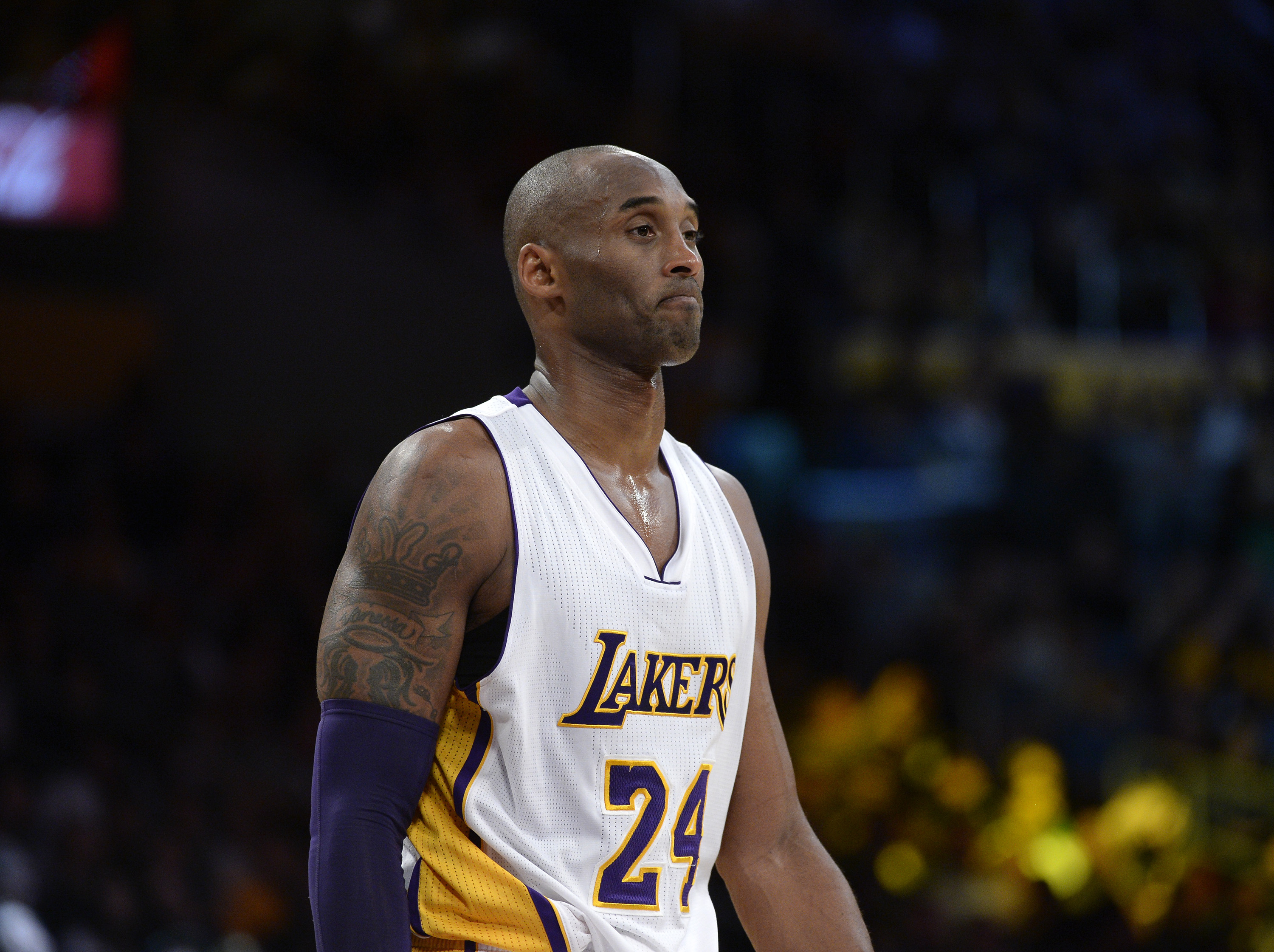 Indiana Pacers v Los Angeles Lakers