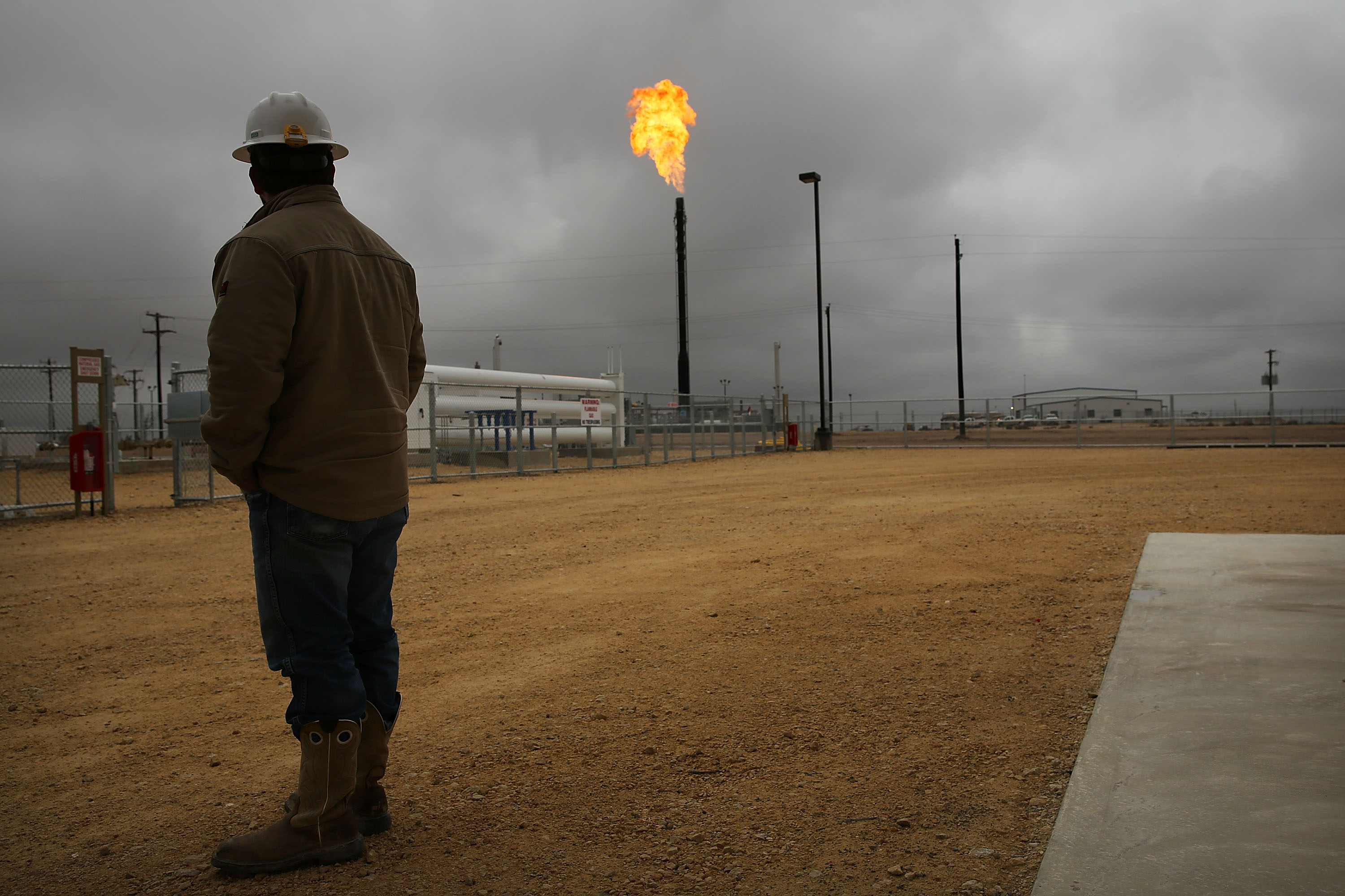 Texas Oil Companies Work To Adapt To Falling Oil Prices