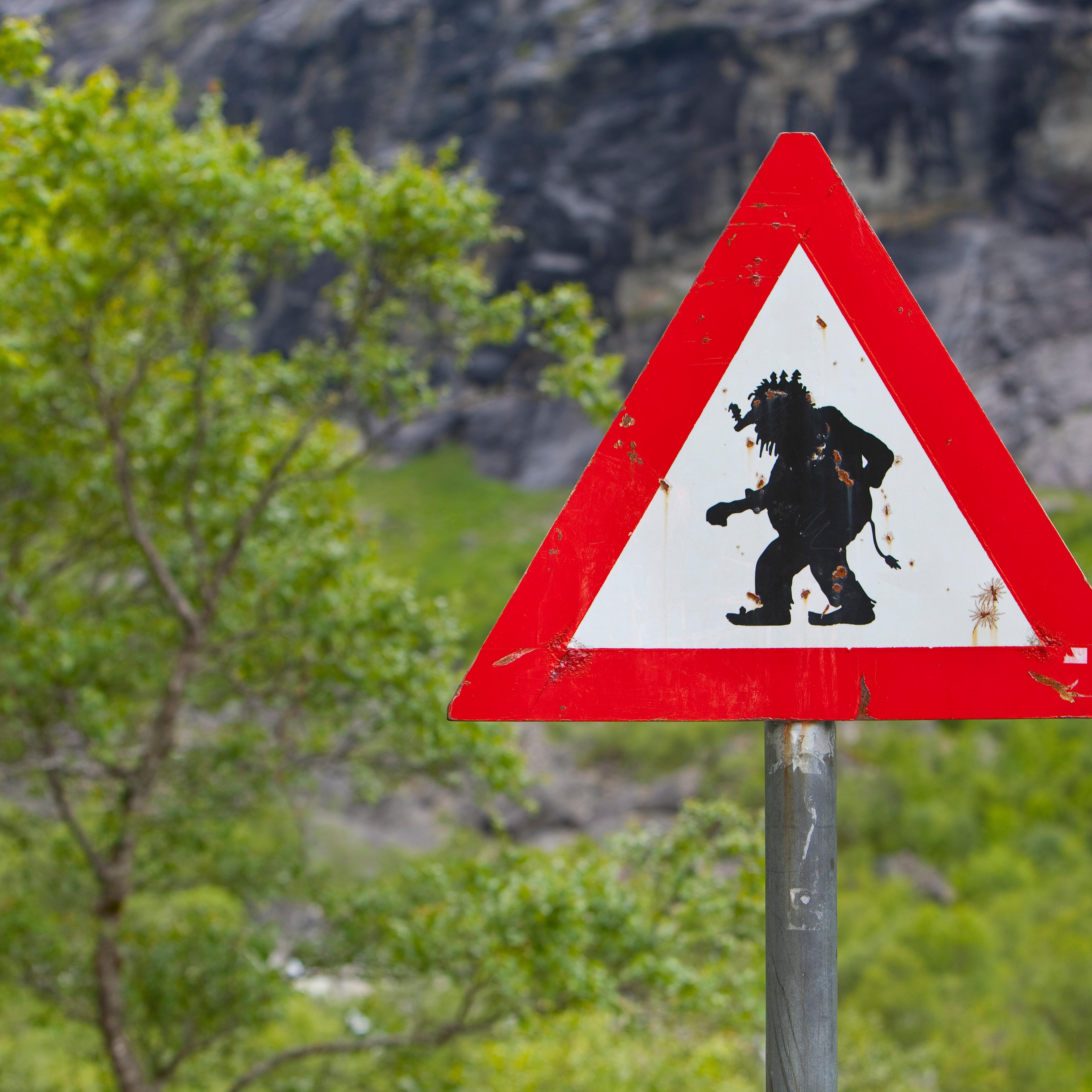 Troll sign