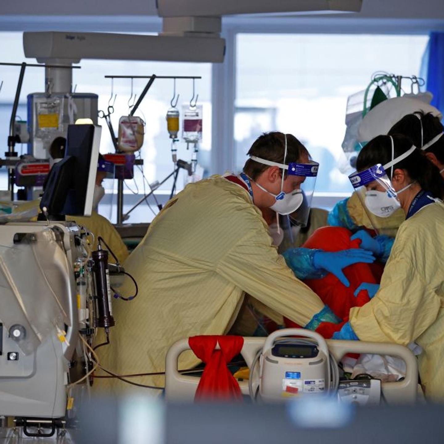 Covid-19-hospitalizations-UK