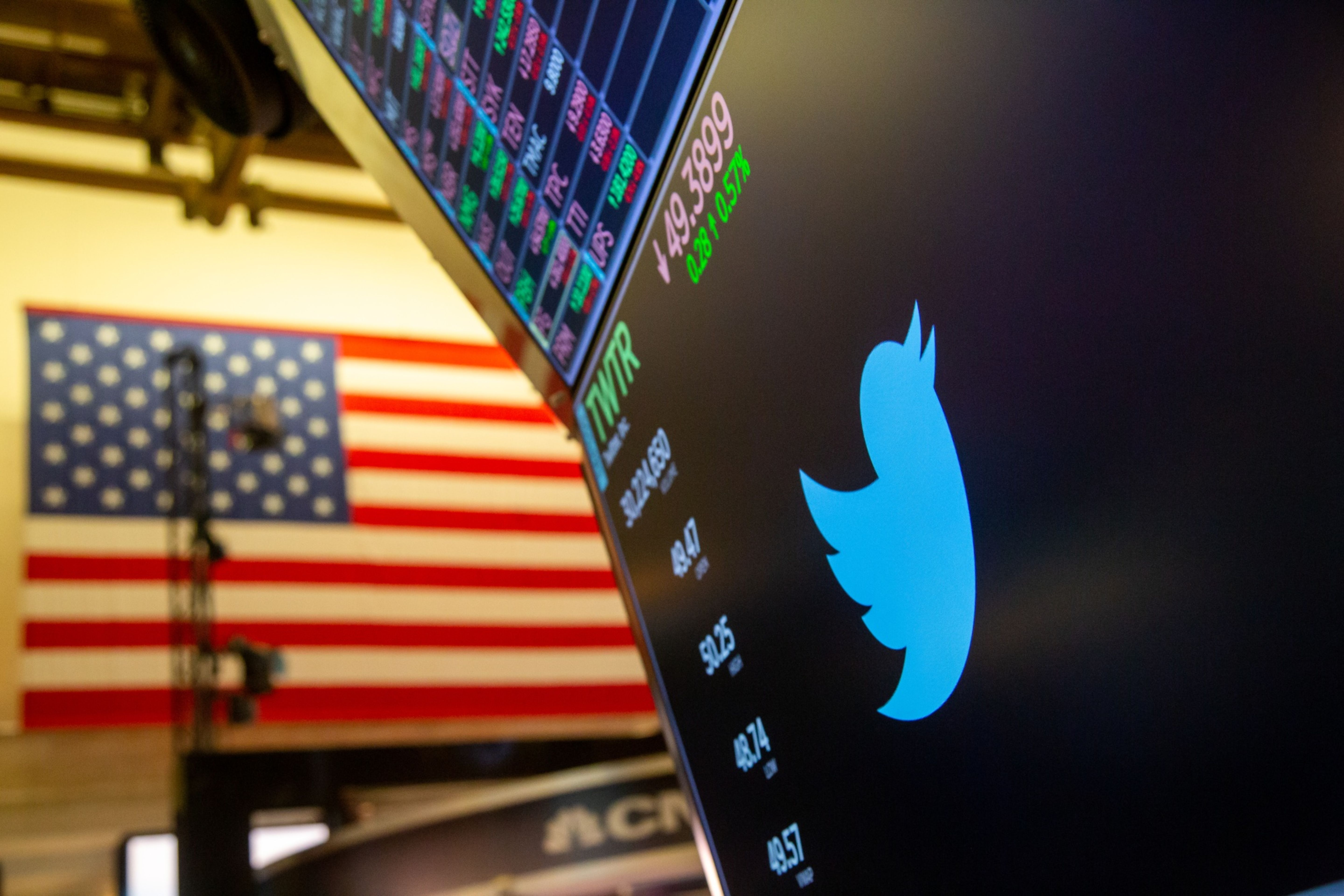 twitter-hiring-freeze-musk