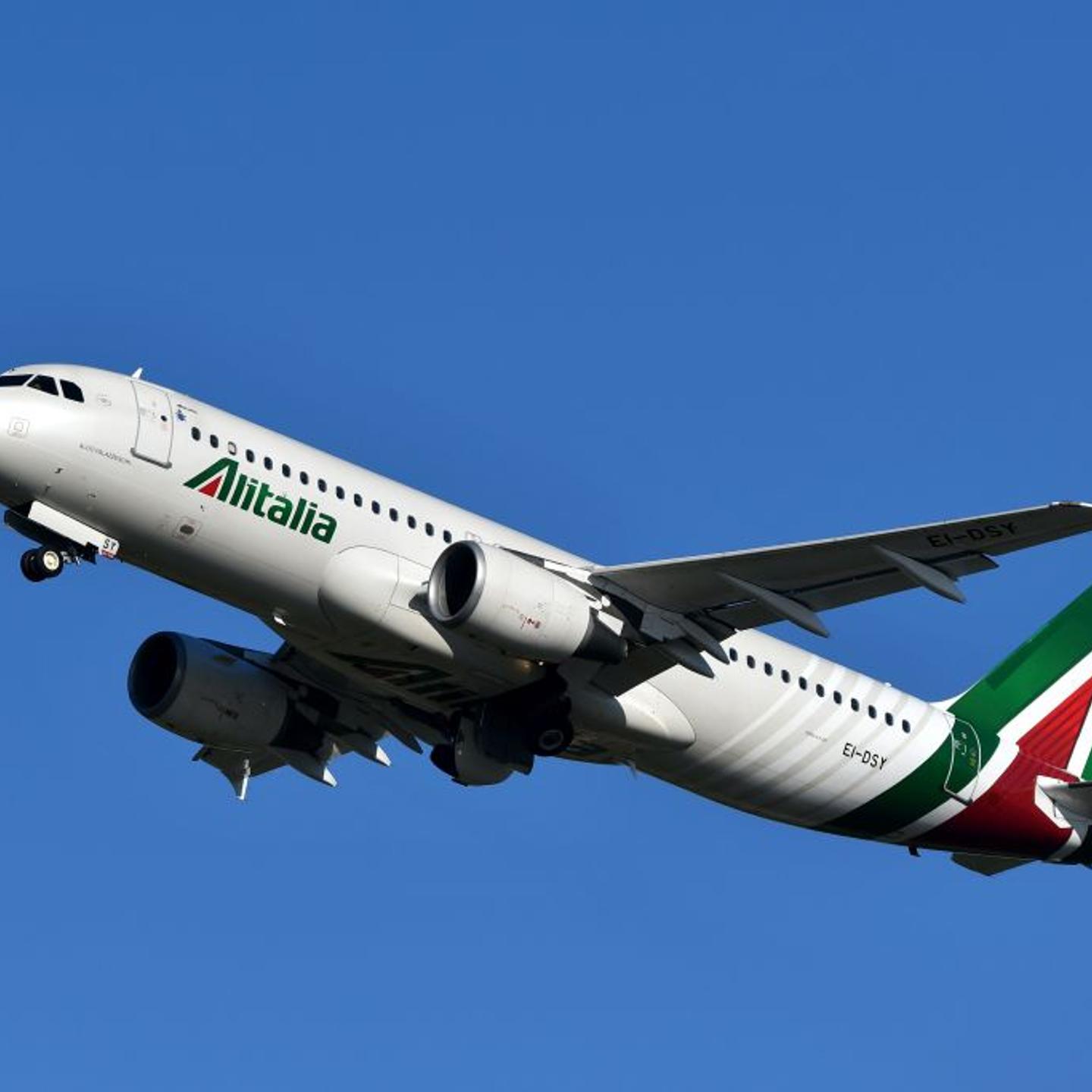 ITALY-AVIATION-TRANSPORT-ALITALIA