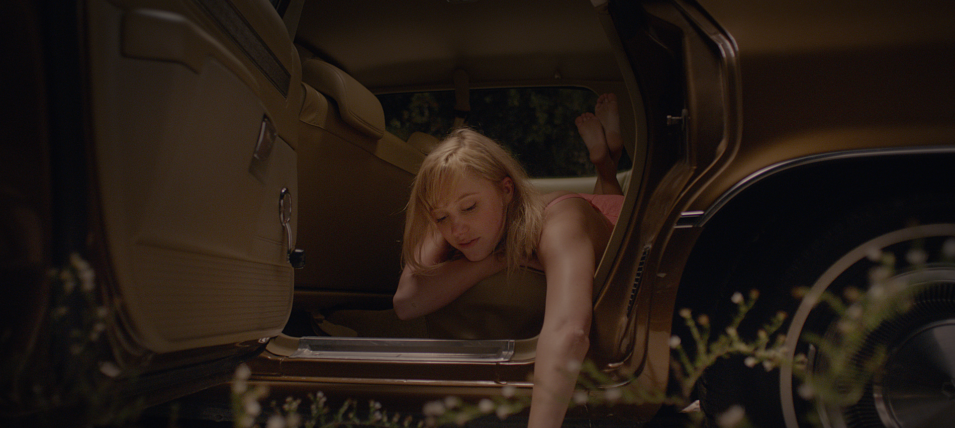 Maika Monroe as Jay in <em>It Follows</em>