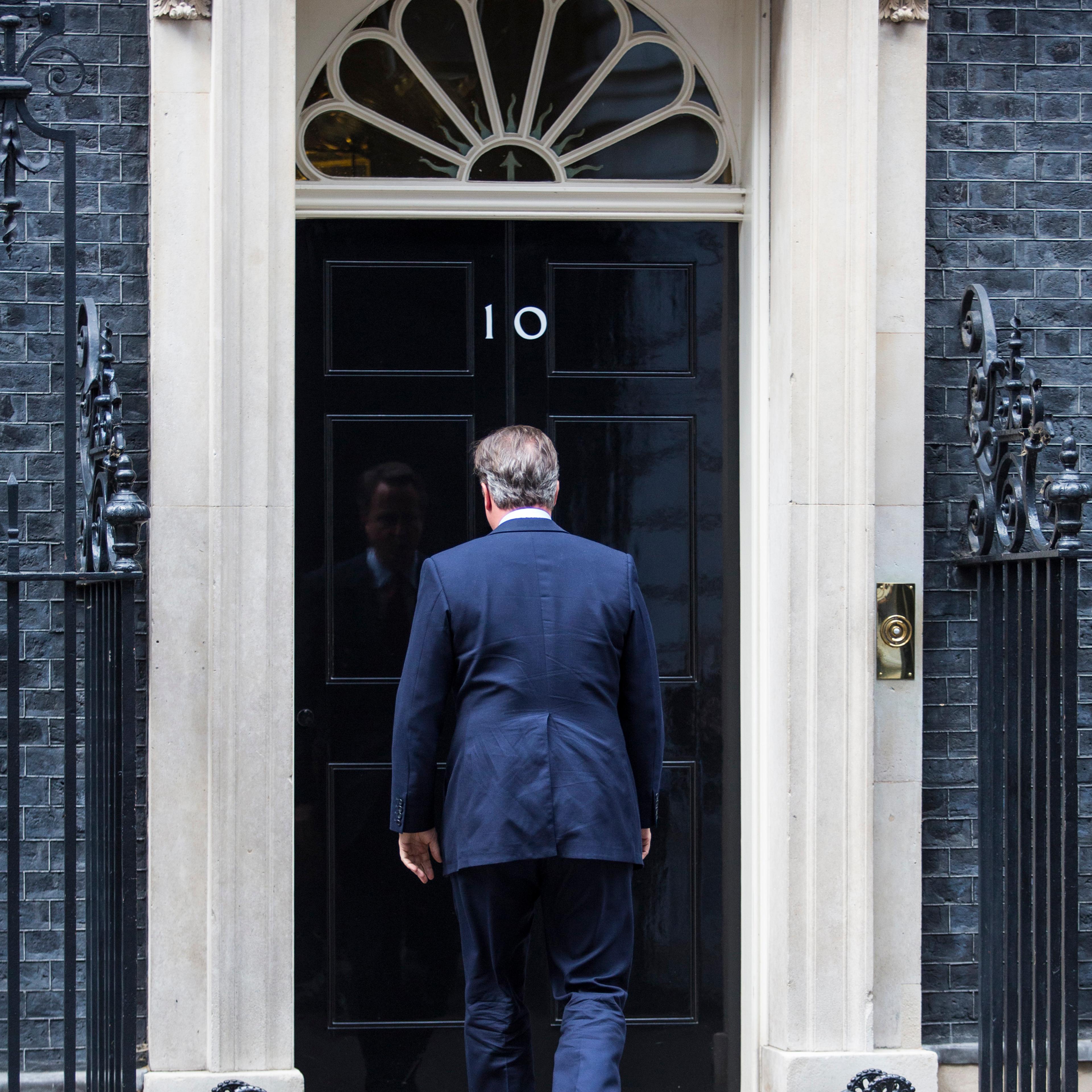 David Cameron Announces He Will Stand Aside As Prime Minister By Wednesday Evening