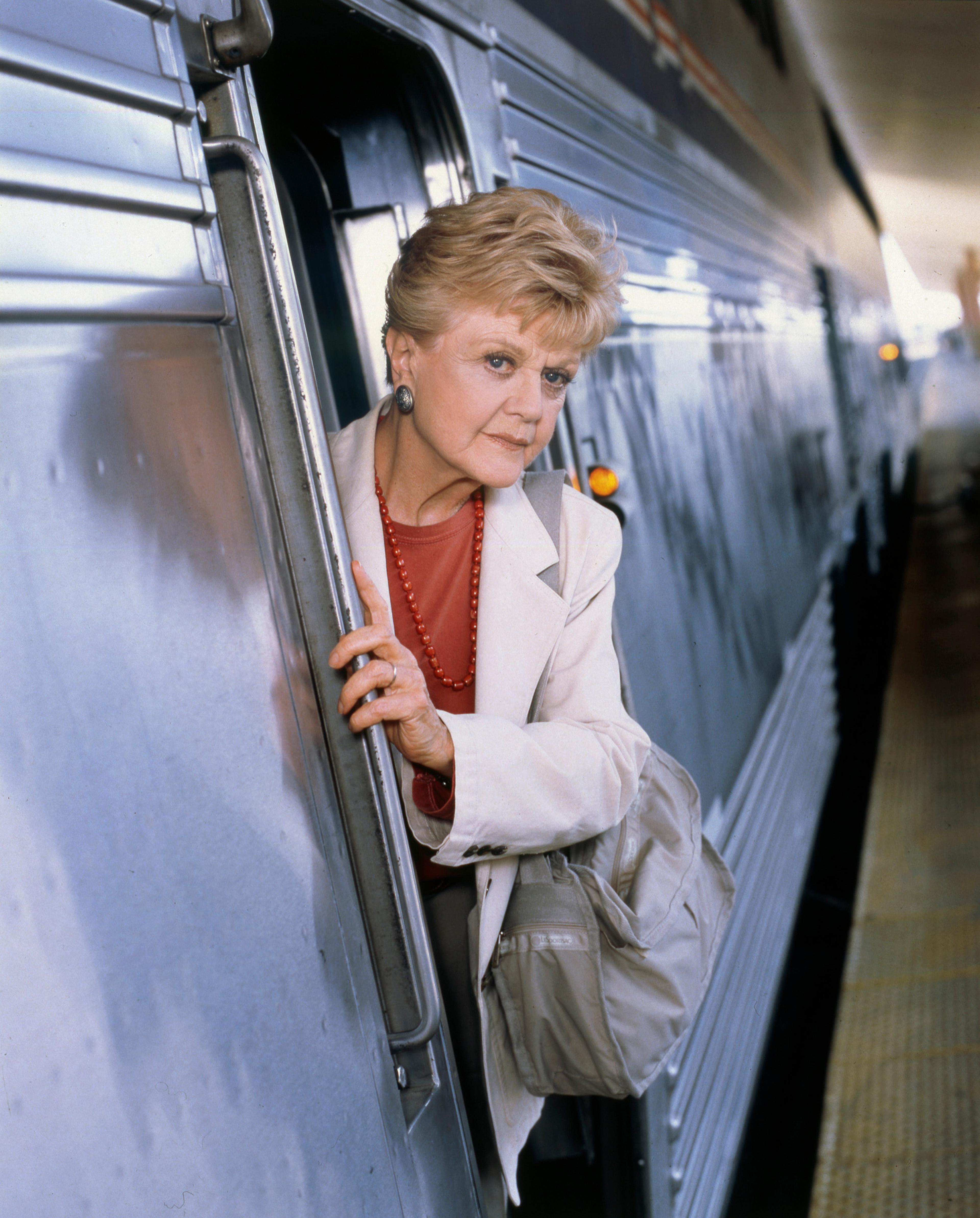 Angela Lansbury Dies At 96 angela-lansbury-dies-at-96