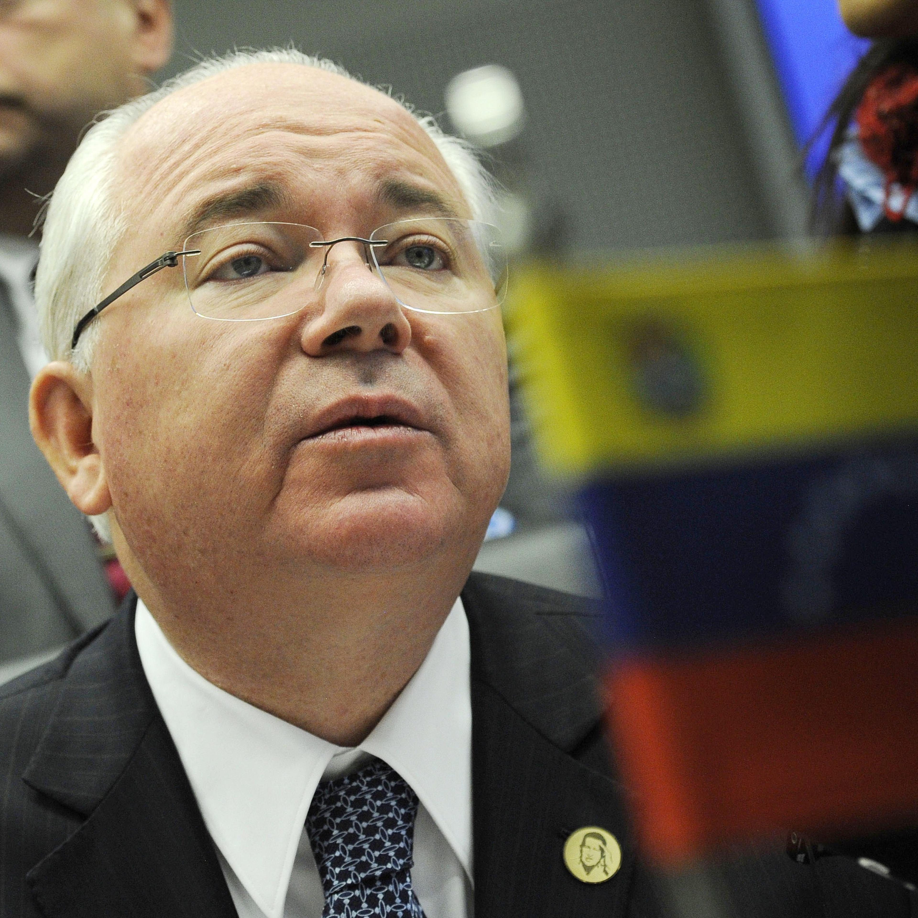 Venezuelan Foreign Minister Rafael Ramirez speaks to journalists ahead of the Organization of the Petroleum Exporting Countries in Vienna, Austria on Nov. 27, 2014.