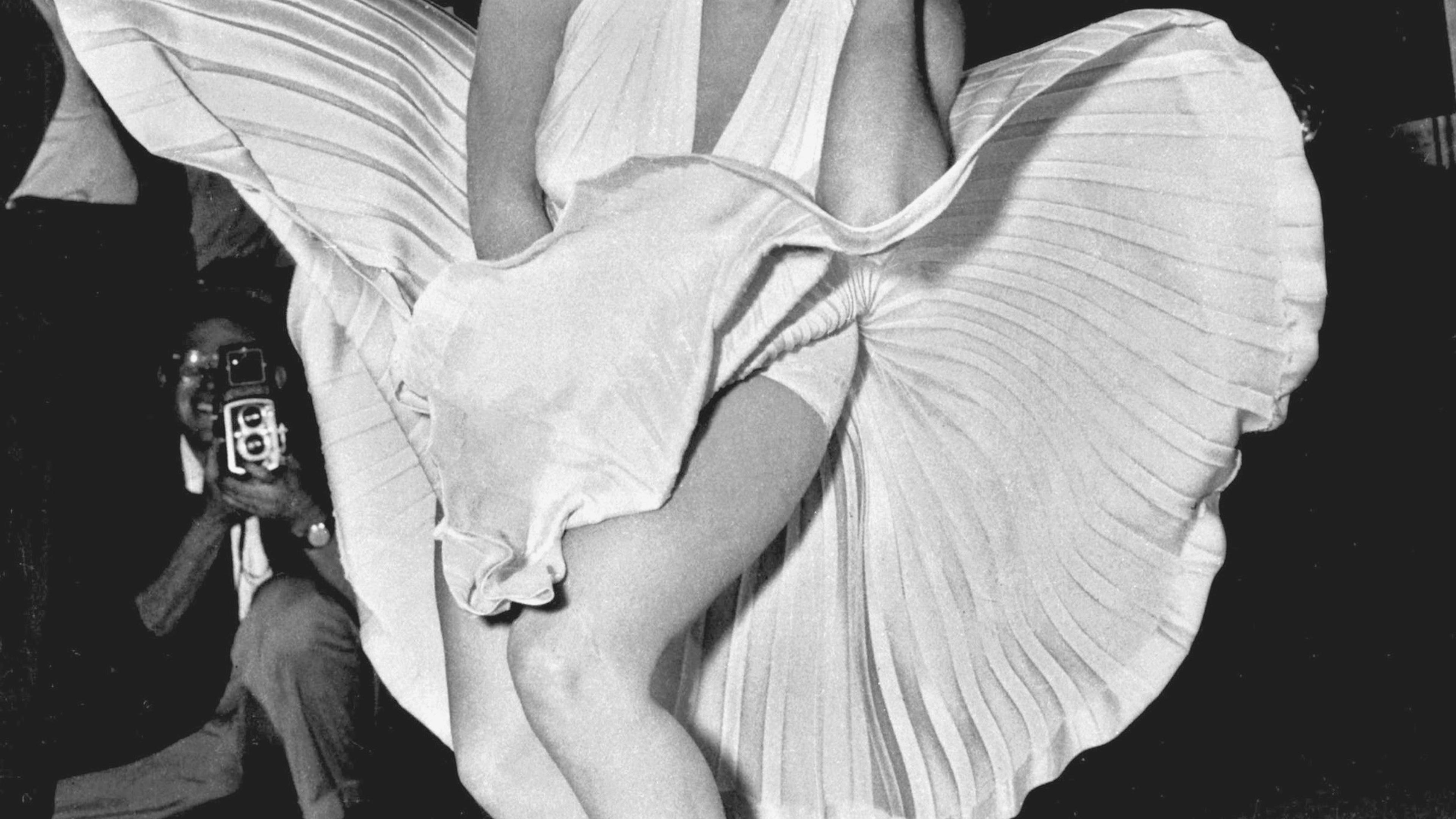 marilyn monroe dress blowing up The Flying Skirt: The story behind iconic scene and all the trouble that little white had caused The iconic image of Marilyn