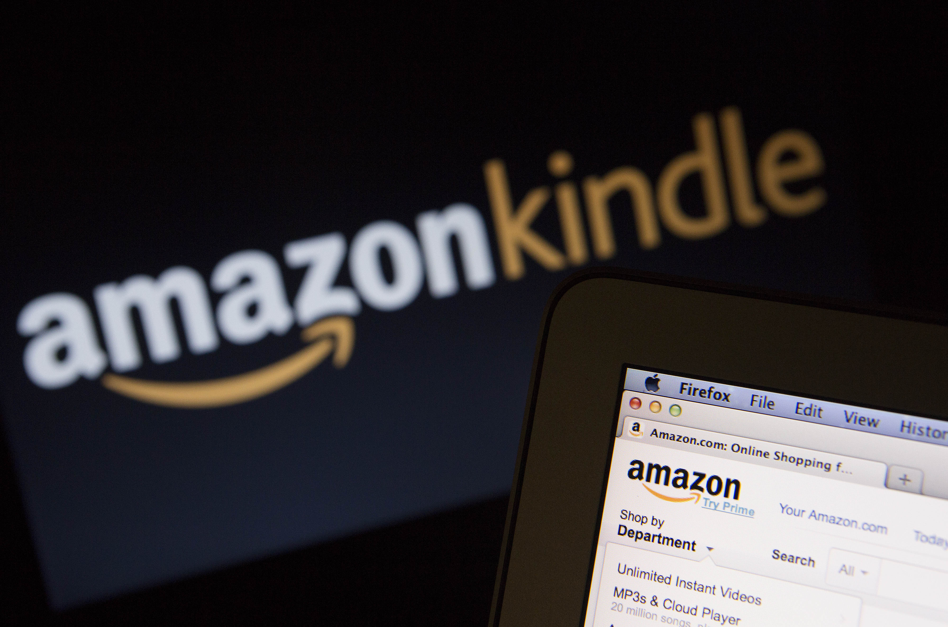 Amazon.com Illustrations Ahead Of Earnings