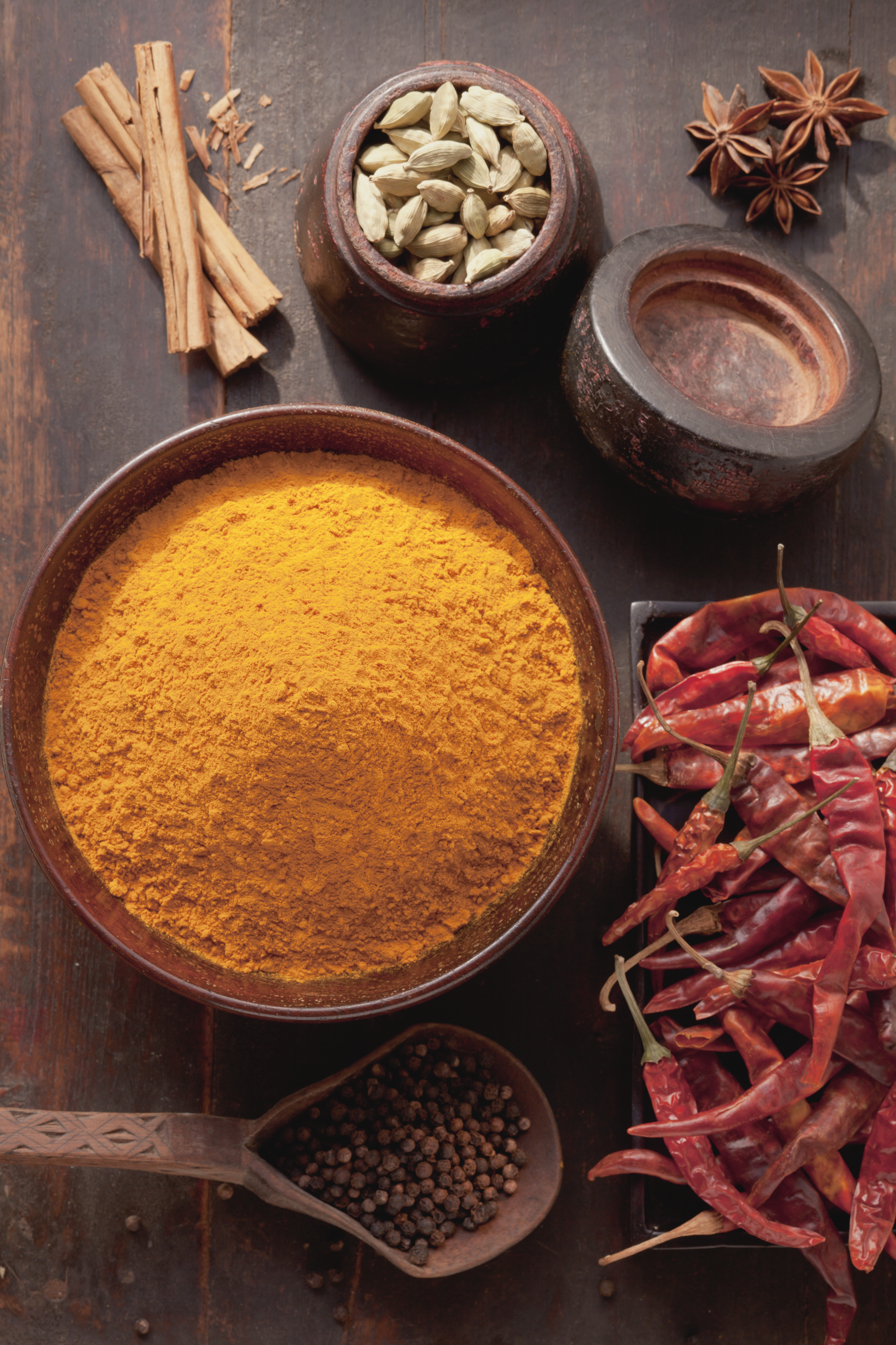spices-wooden-table