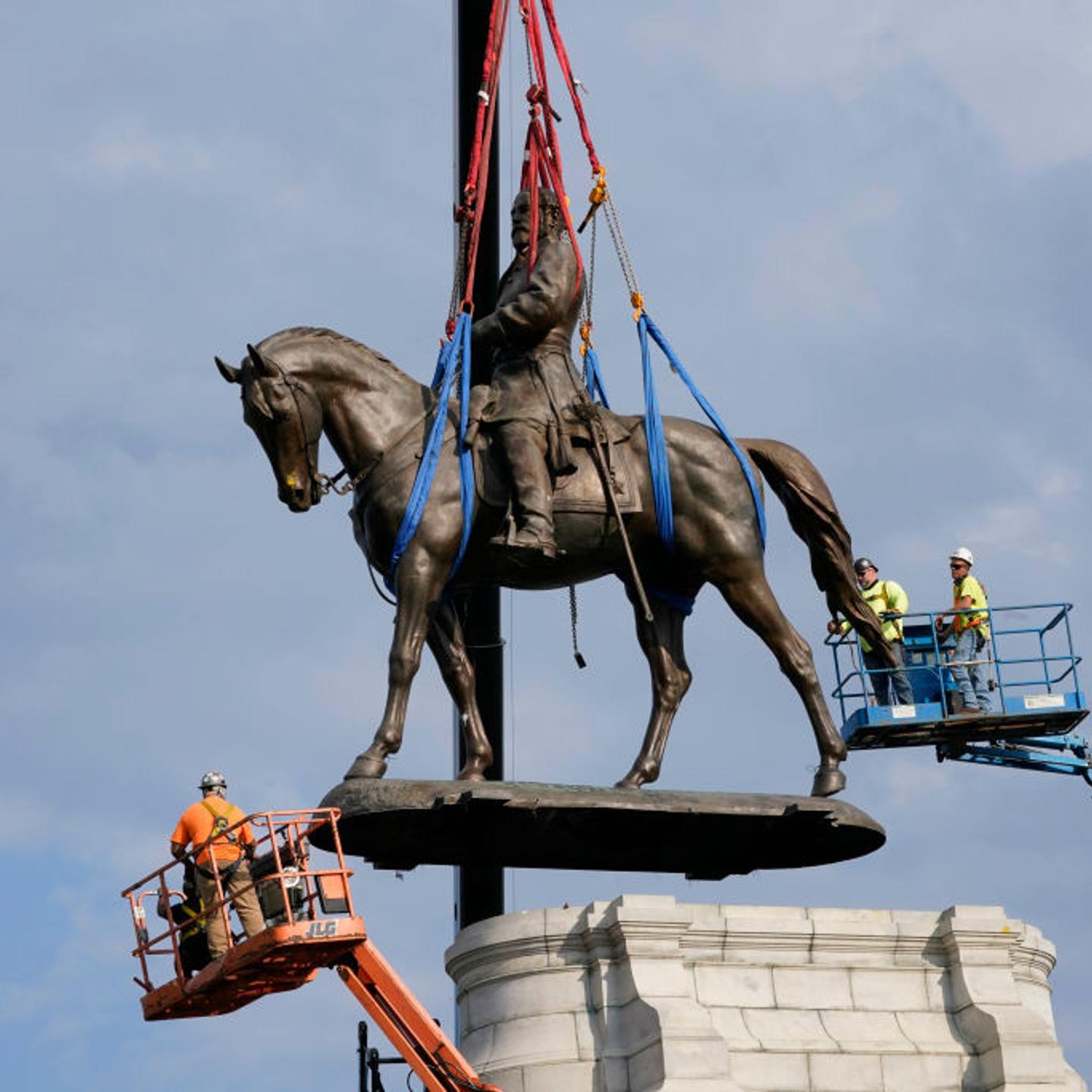 Richmond, Virginia Removes Statue Of Confederate General Robert E. Lee