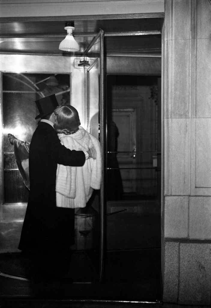 Lester Gaba and his creation, Cynthia the mannequin, New York, 1937.
