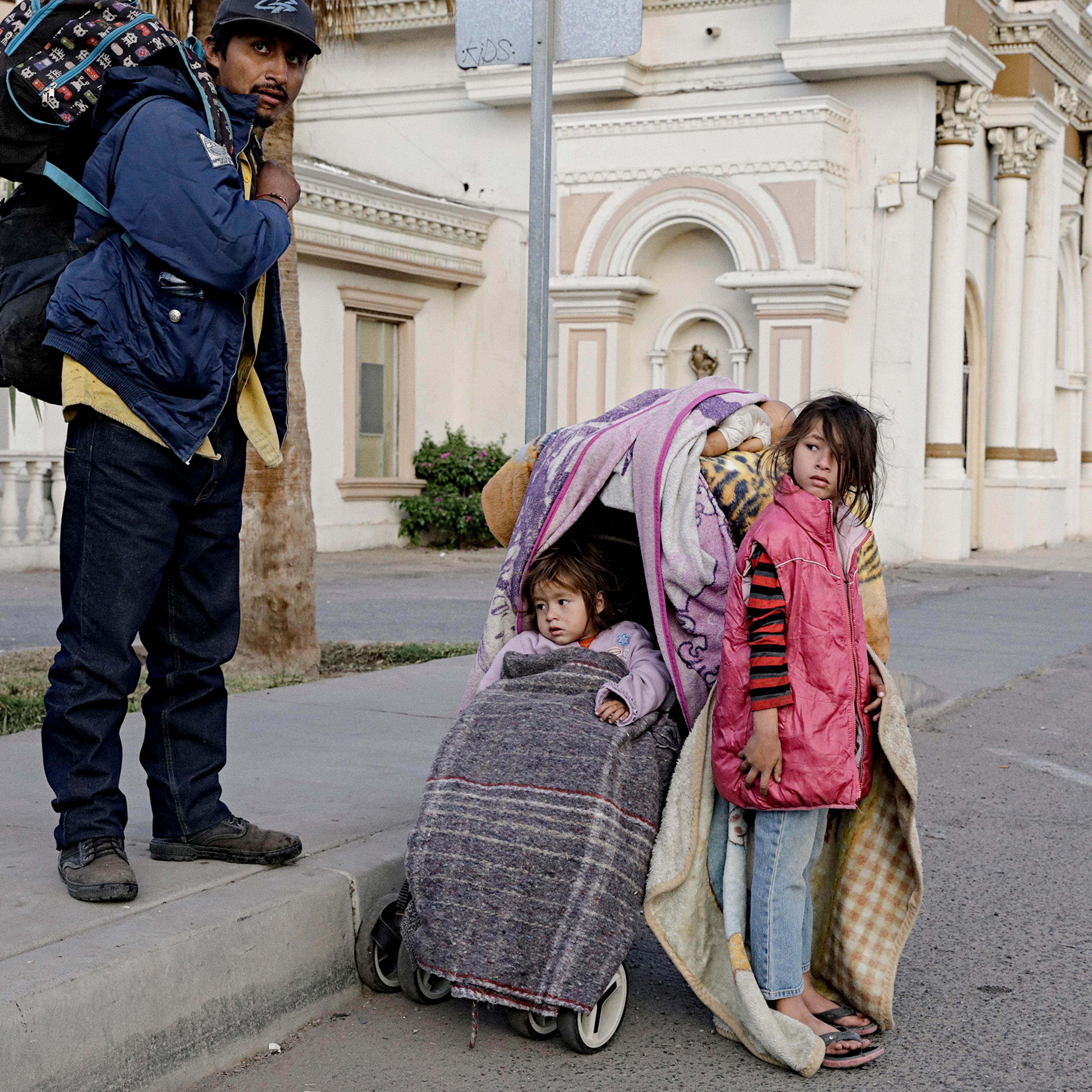 About 4 000 migrants from Central America, mostly from Honduras, part of the caravan that started in San Pedro Sula Honduras on October 12 arrived in Mexicali, 100 miles away from Tijuana, where they hope to cross the border to USA.