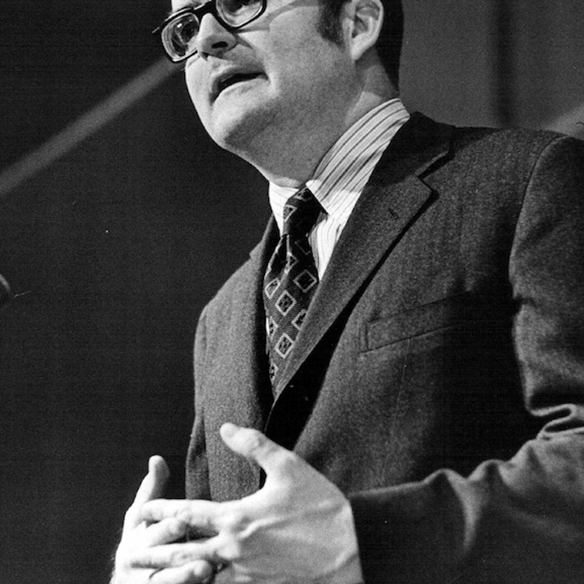 William D. Ruckelshaus