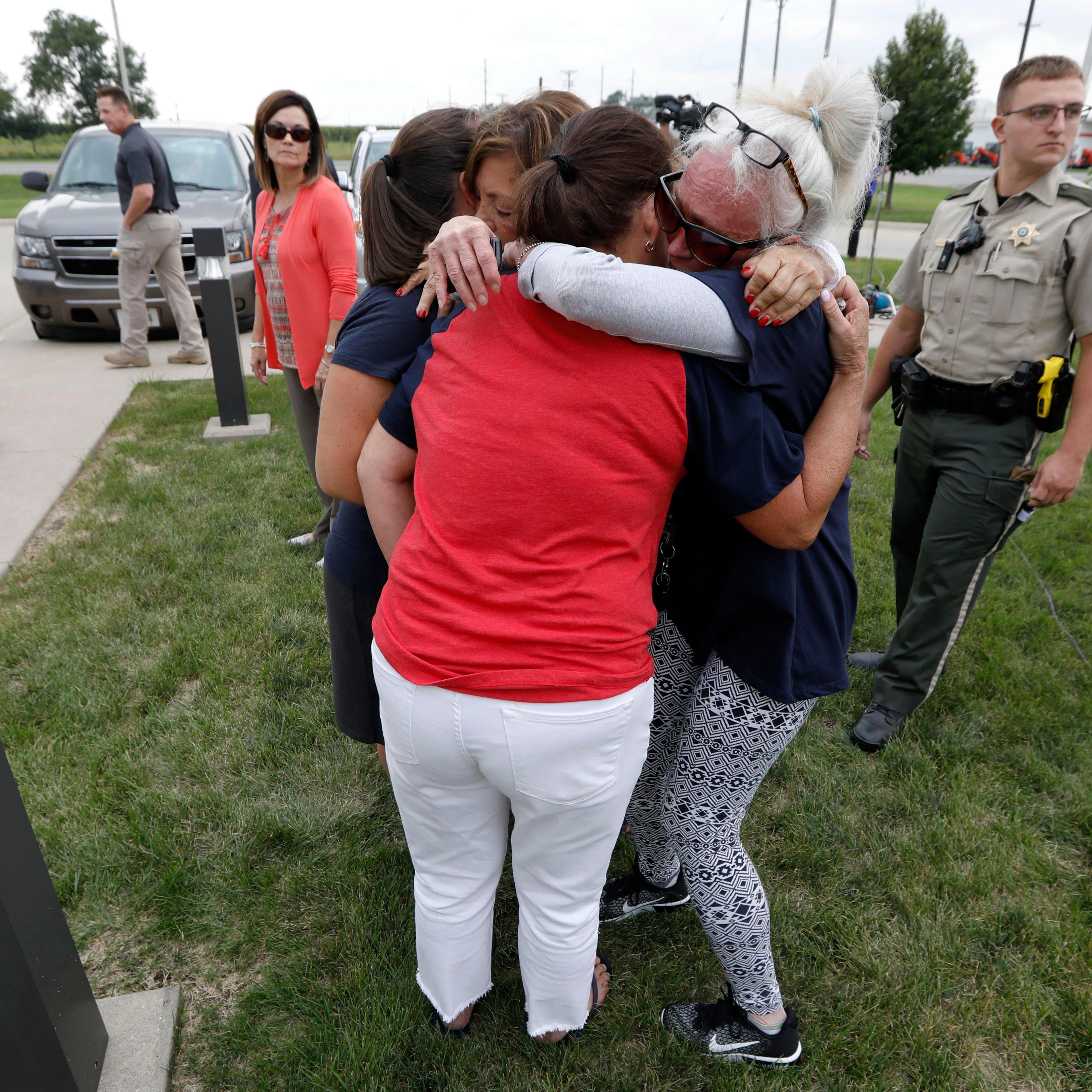 Mollie Tibbetts' family mourns