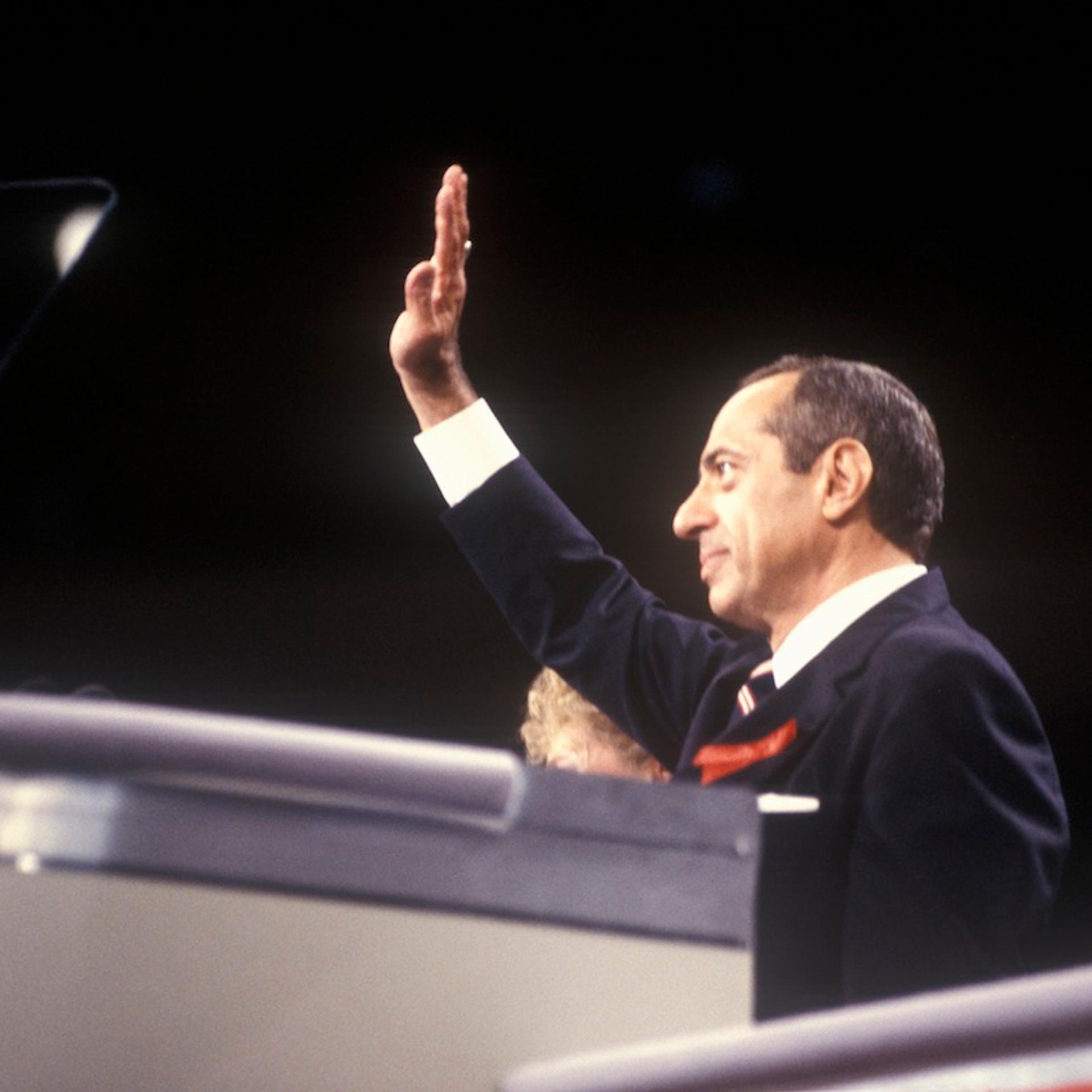Former New York Governor Mario Cuomo addresses crowd at the 1992 Democratic National Convention at Madison Square Garden, New York