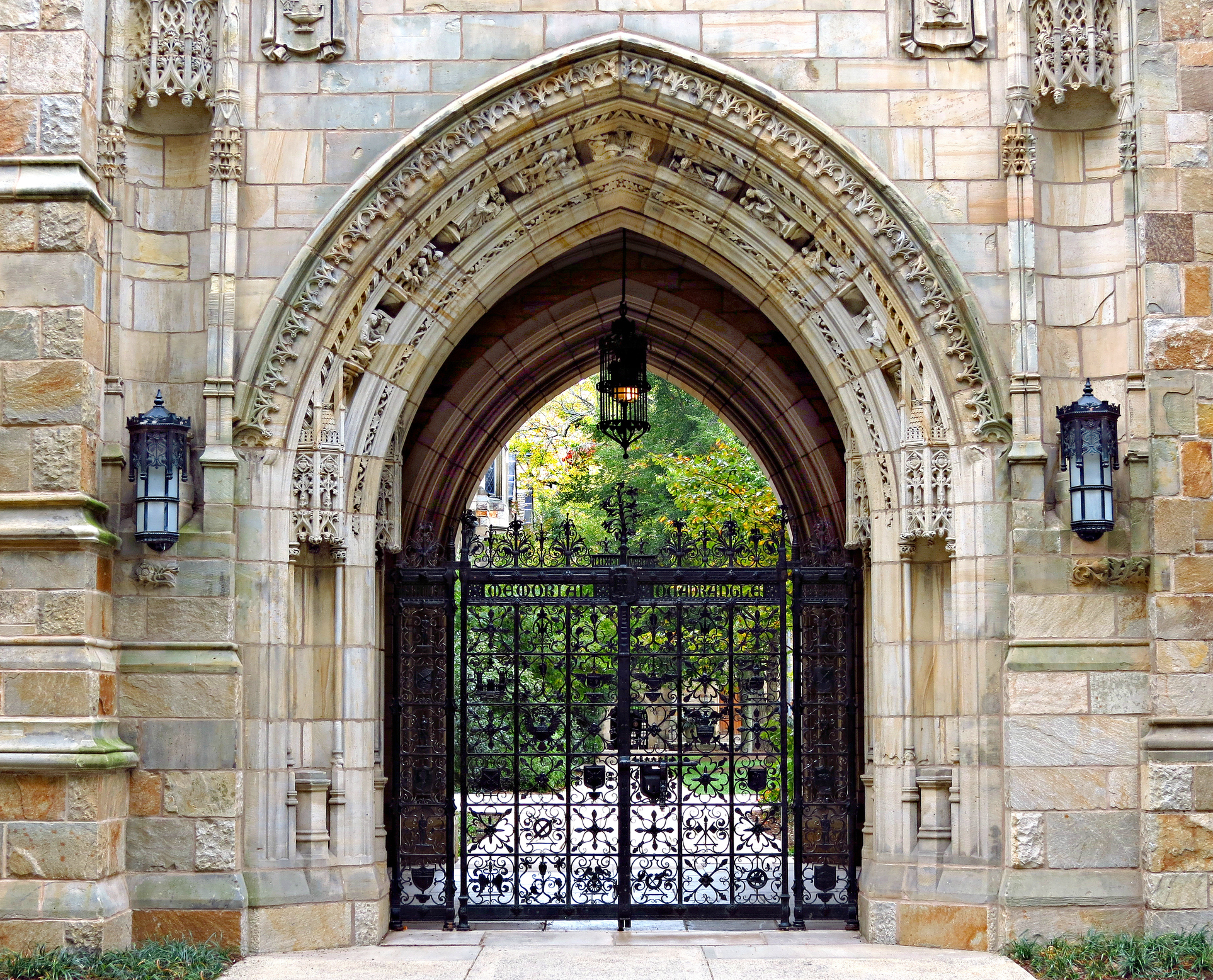 ivy league schools yale gate