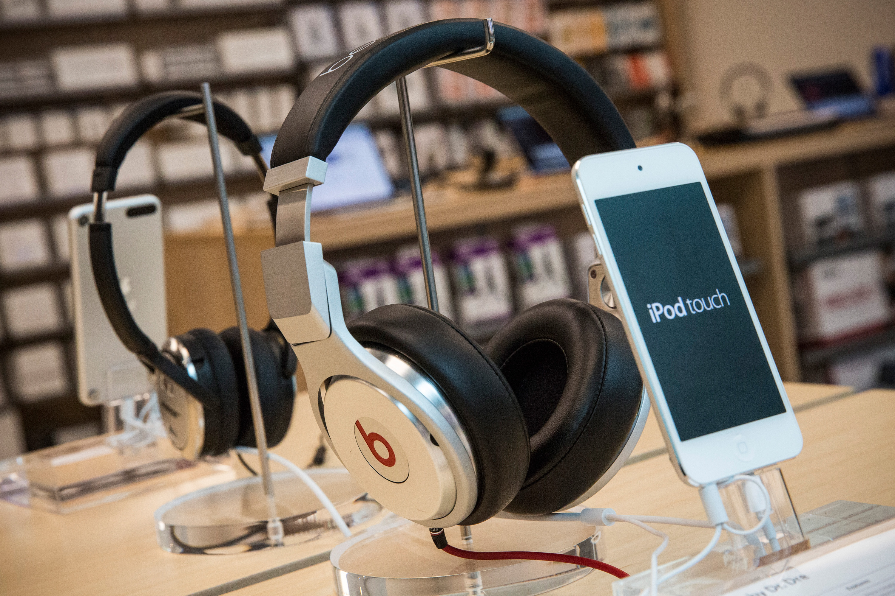 Apple Said To Be In Talks To Purchase Beats Headphones Company