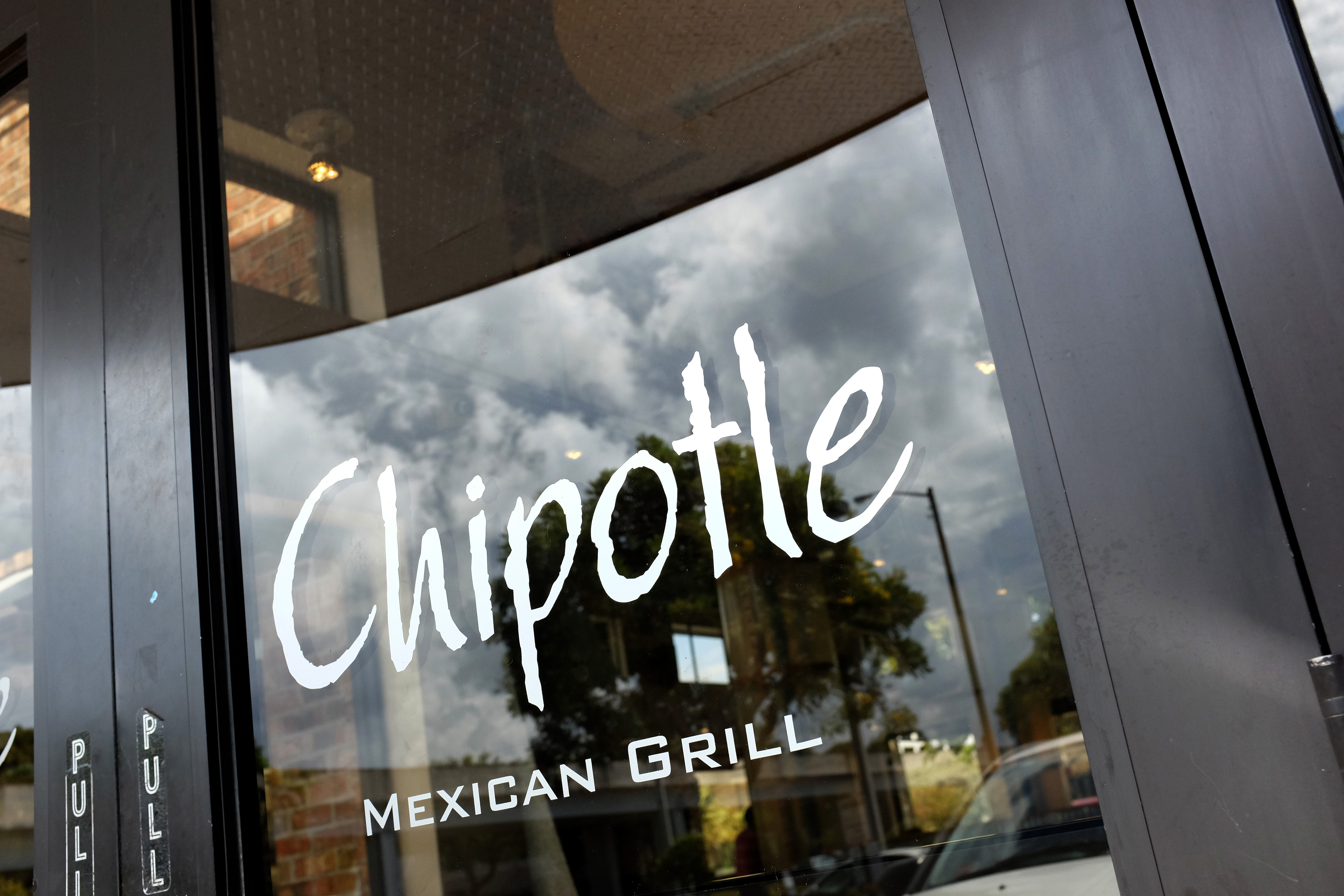 Restaurant Chain Chipotle Warns Climate Change Could Force Guacamole Off The Menu