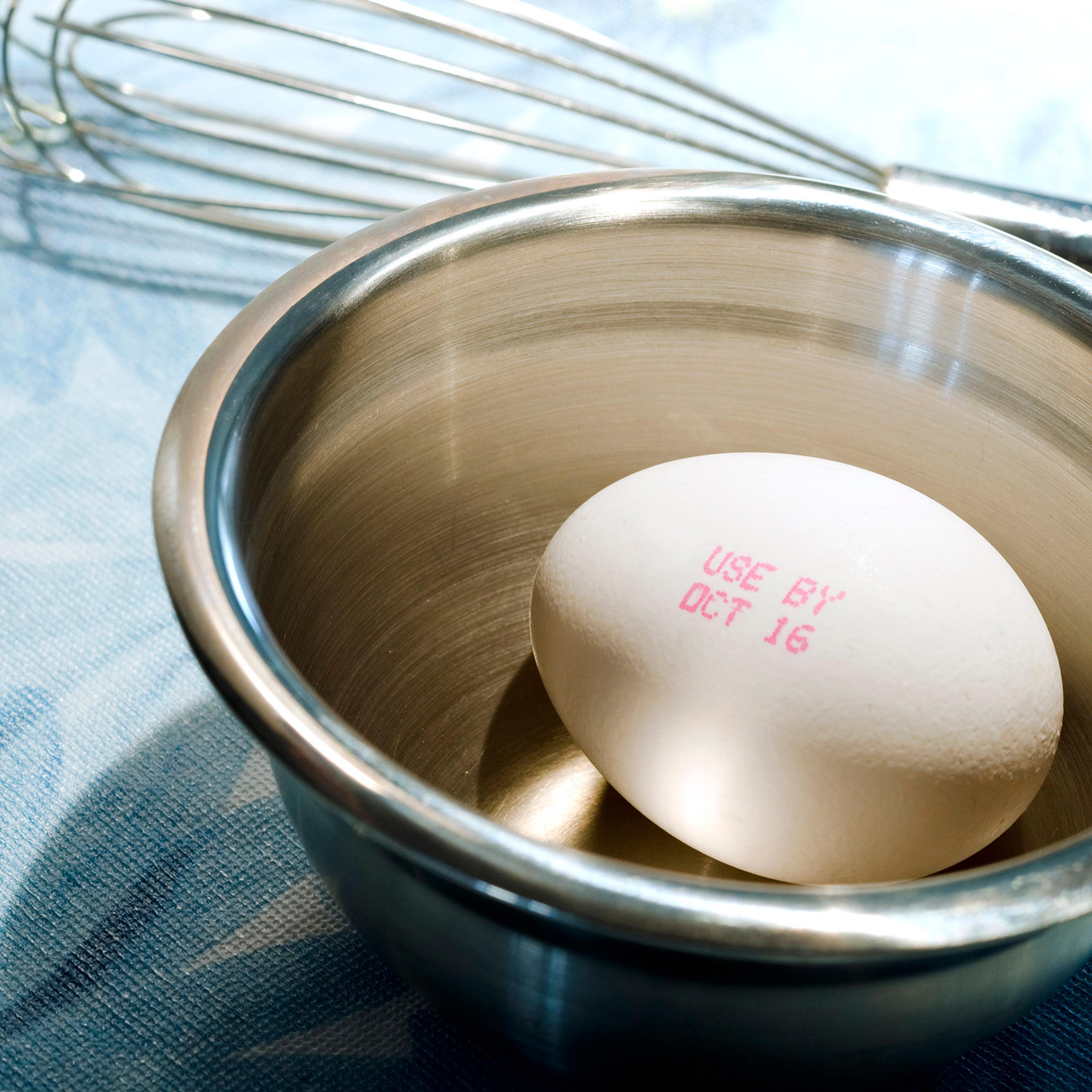egg with expiration date
