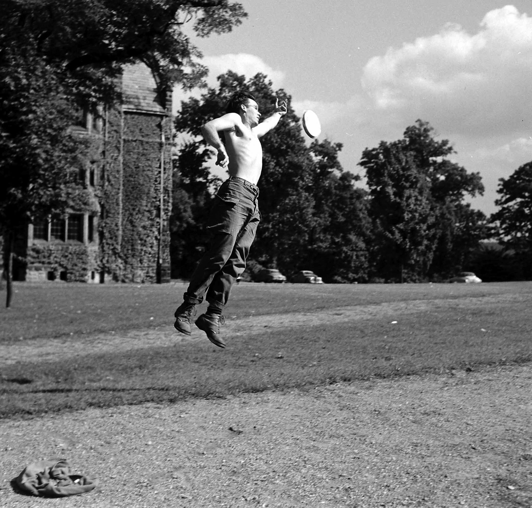 Frisbee History: How Fred Morrison Invented the Popular Toy