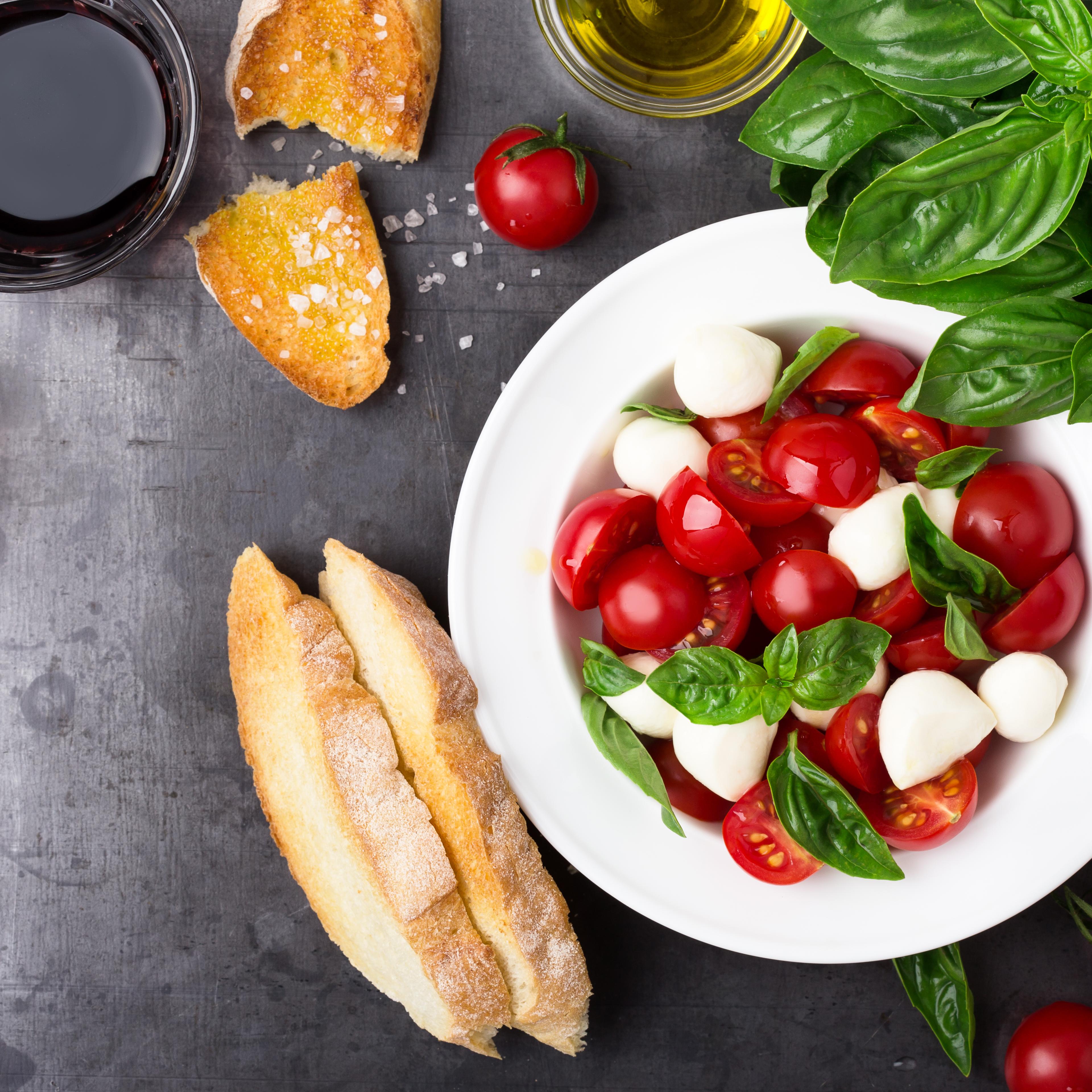 Messthetics. Caprese salad