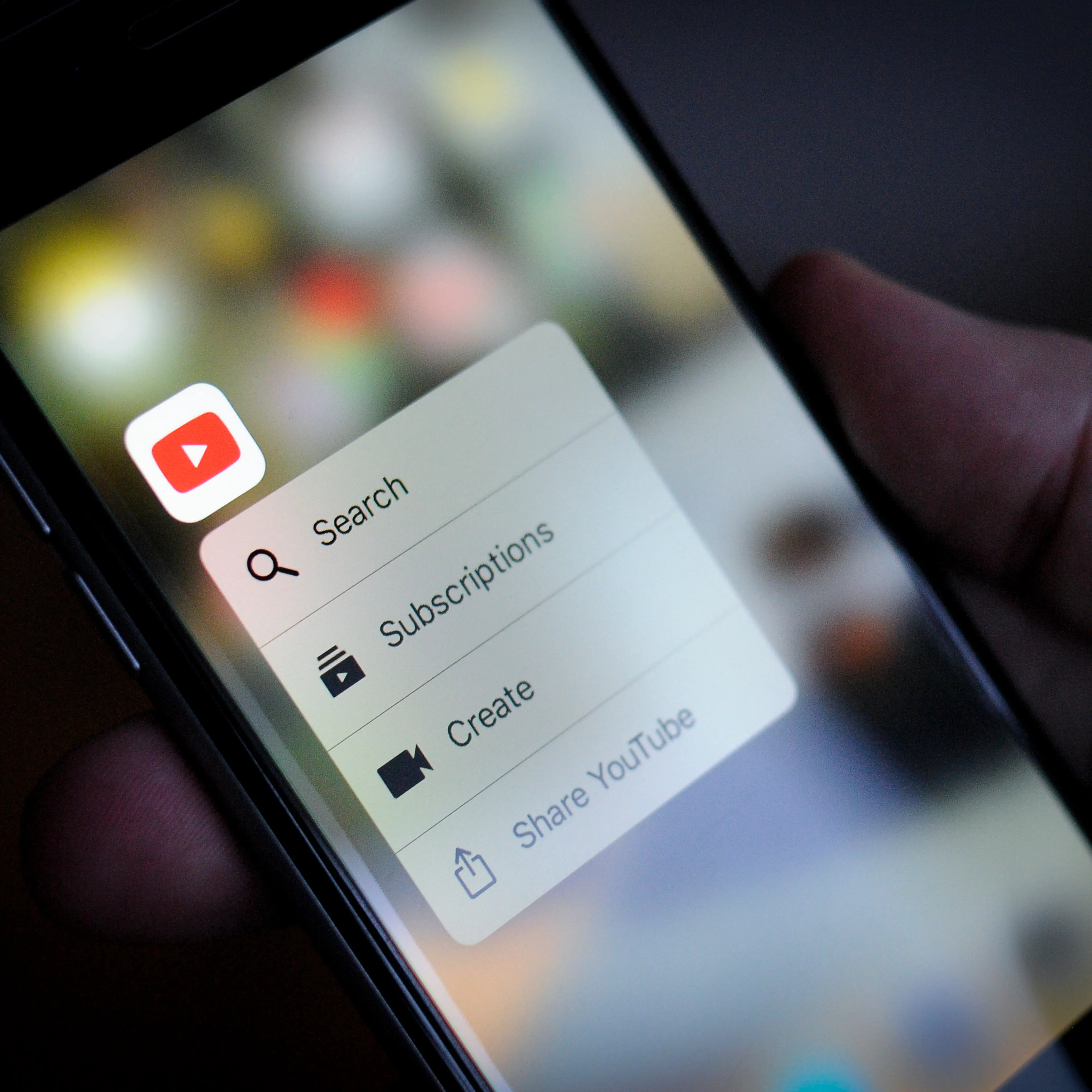 Social Media on Portable Devices