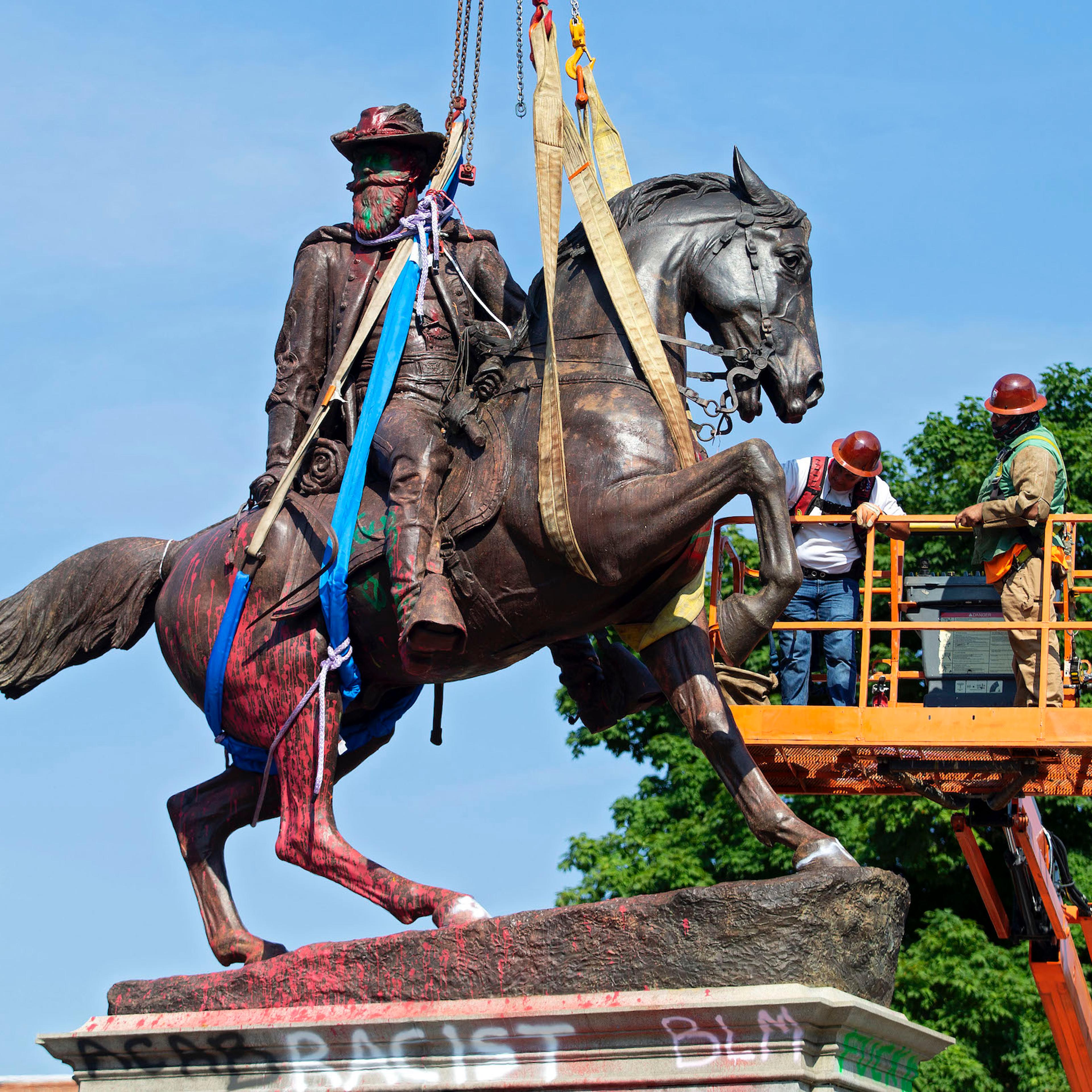 statue of Confederate General J.E.B. Stuart