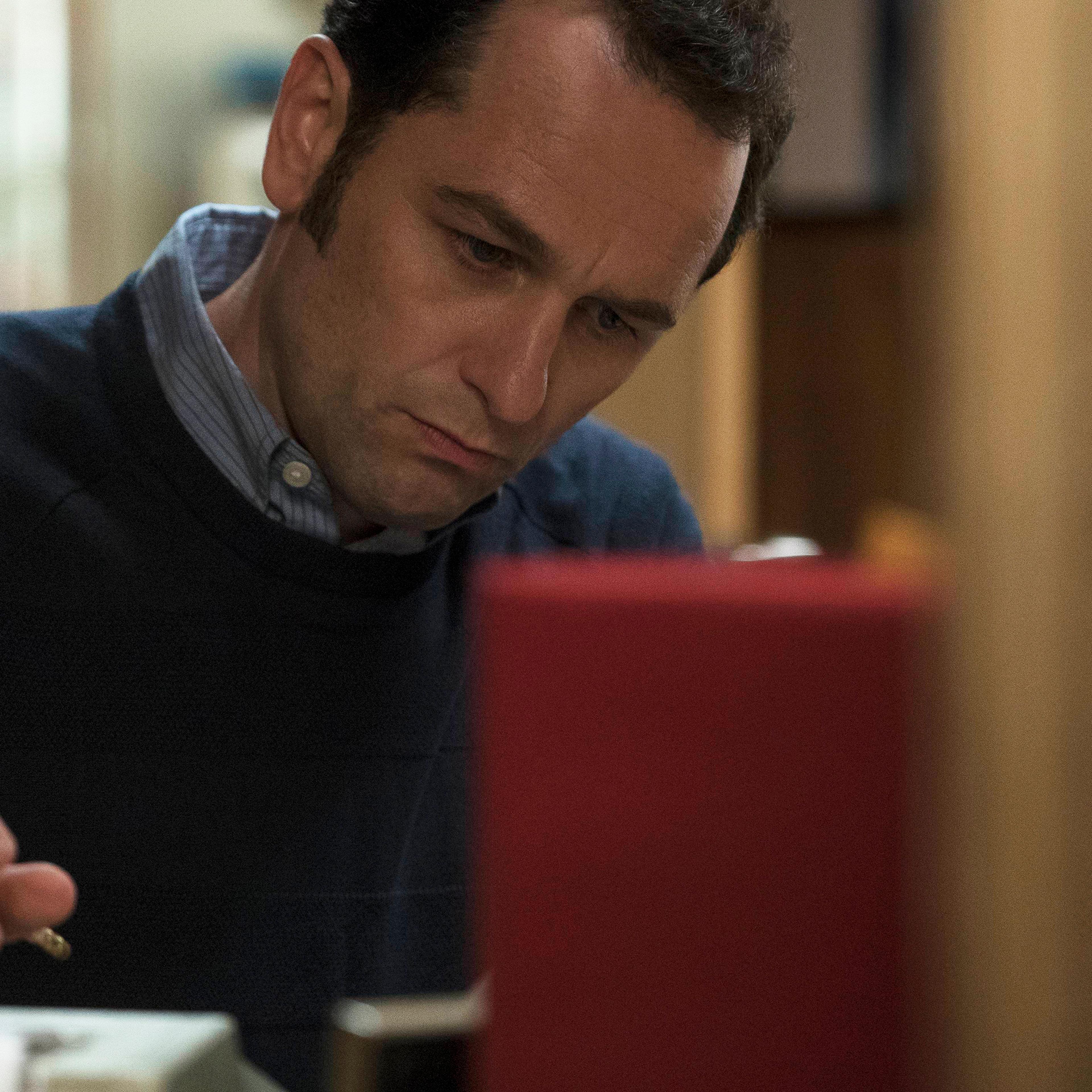 THE AMERICANS -- "EST Men" Episode 301 -- Pictured: Matthew Rhys as Philip Jennings. CR: Michael Parmelee/FX