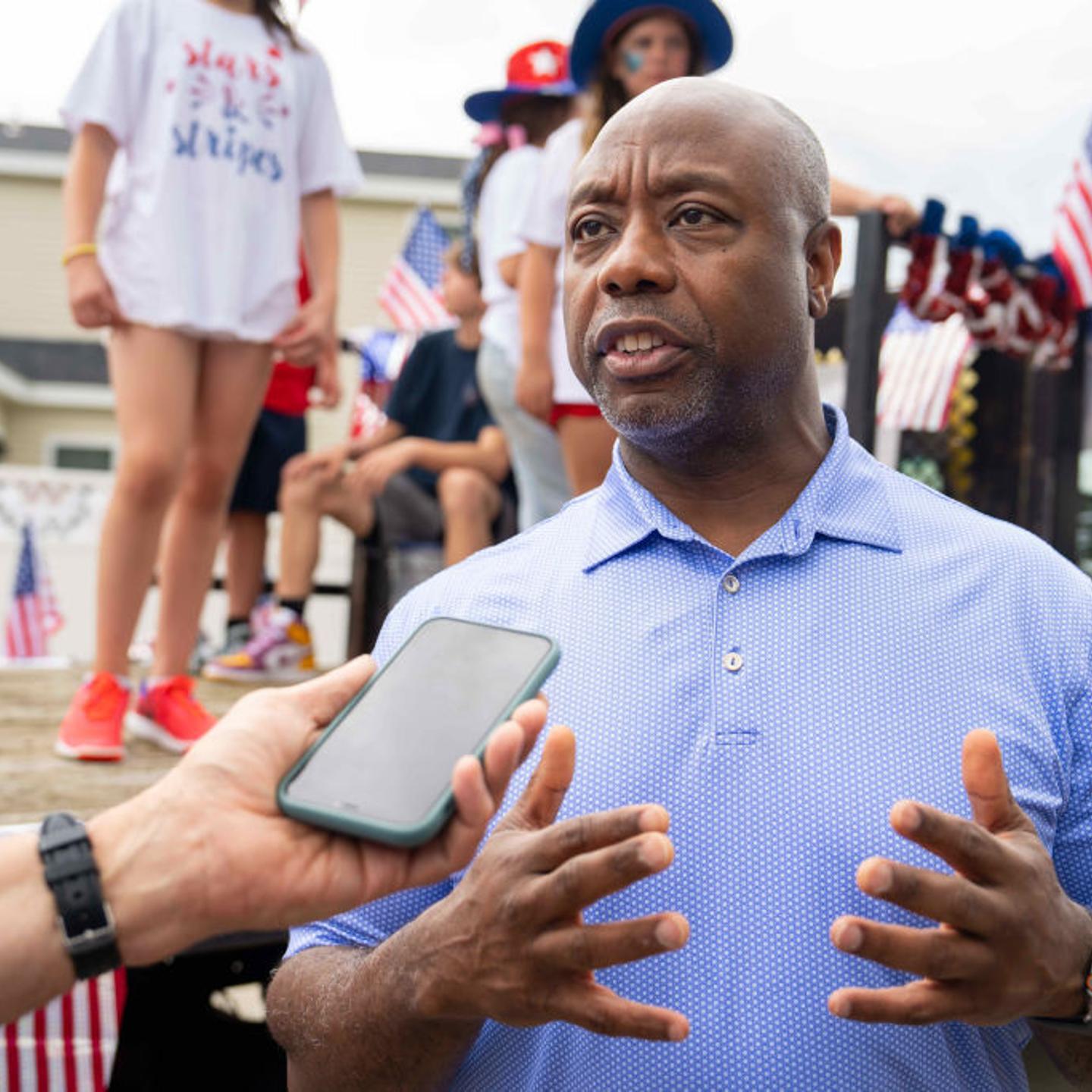GOP Presidential Candidates Attend Merrimack Fourth of July Parade