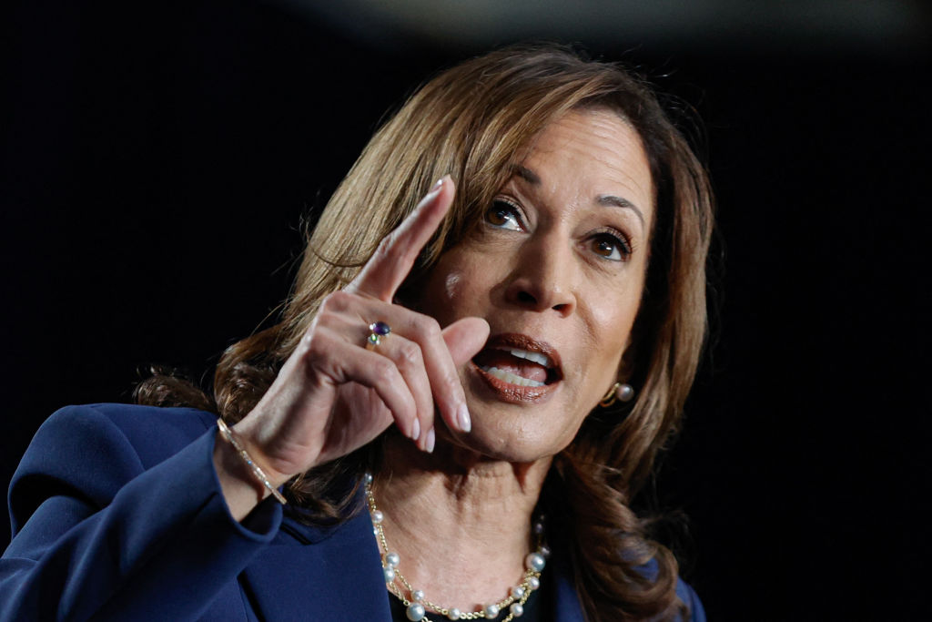 TOPSHOT-US-VOTE-POLITICS-HARRIS