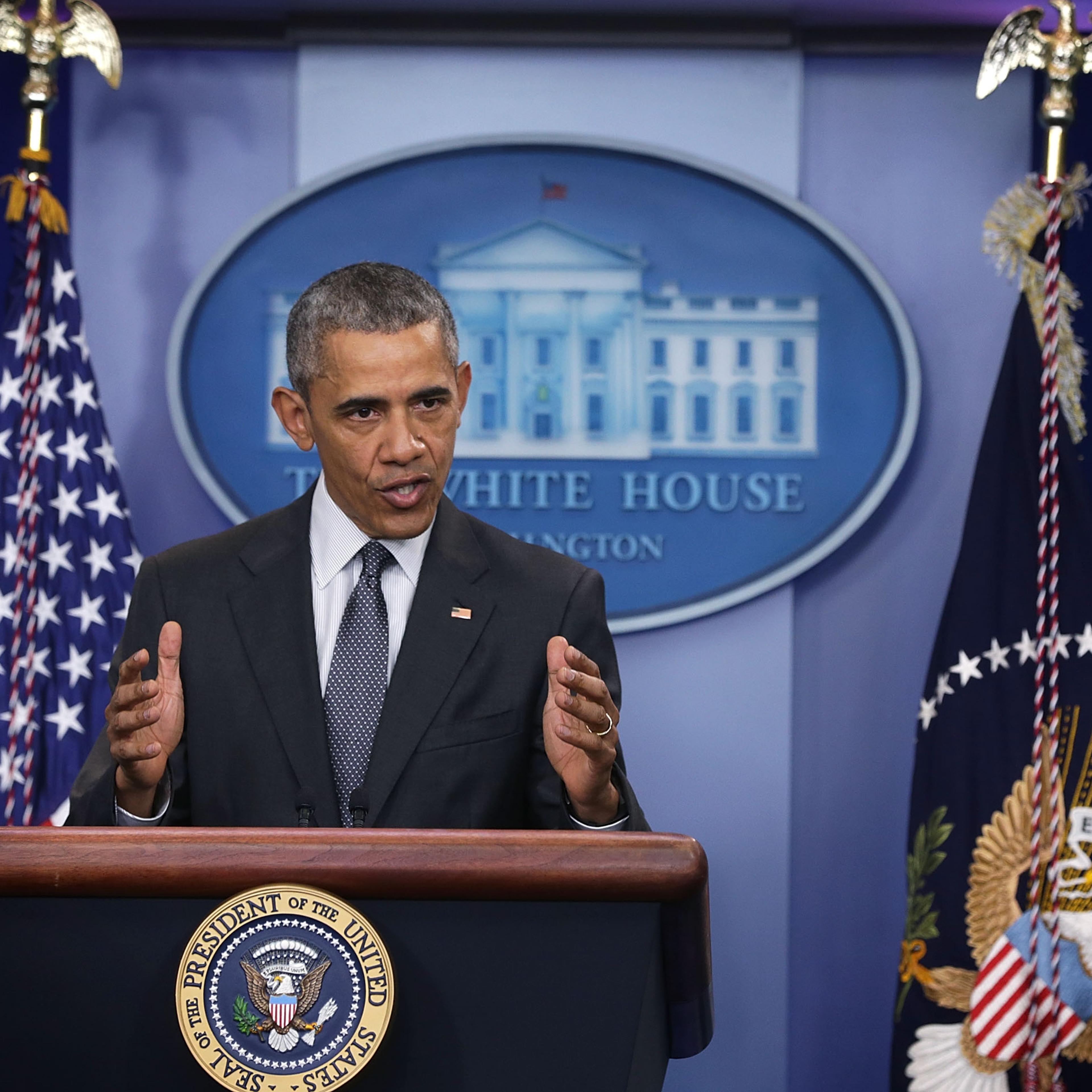 President Barack Obama delivers a statement on economy at the James Brady Press Briefing of the White House April 5, 2016 in Washington, DC.
