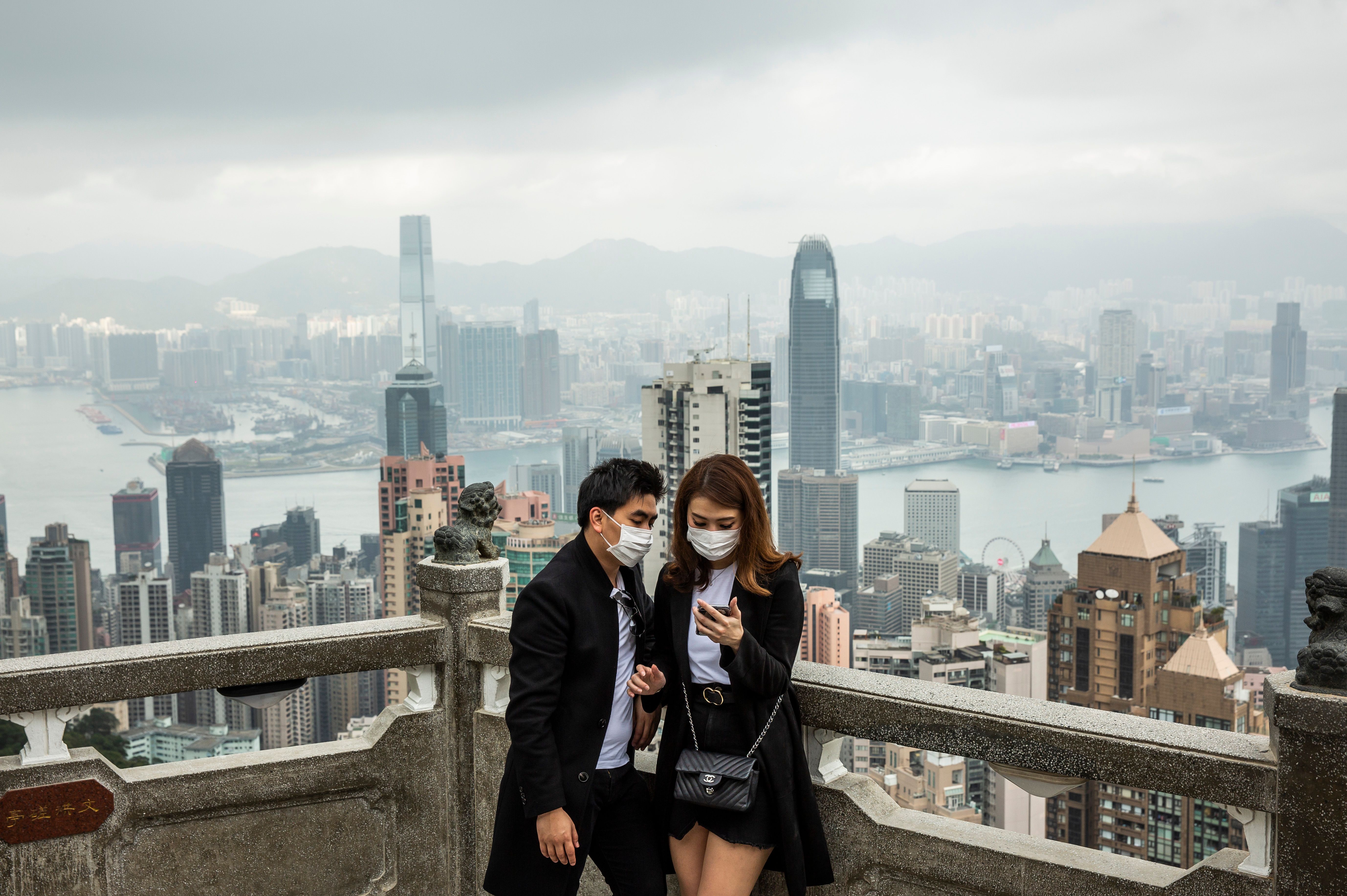 TOPSHOT-HONG KONG-CHINA-HEALTH-VIRUS