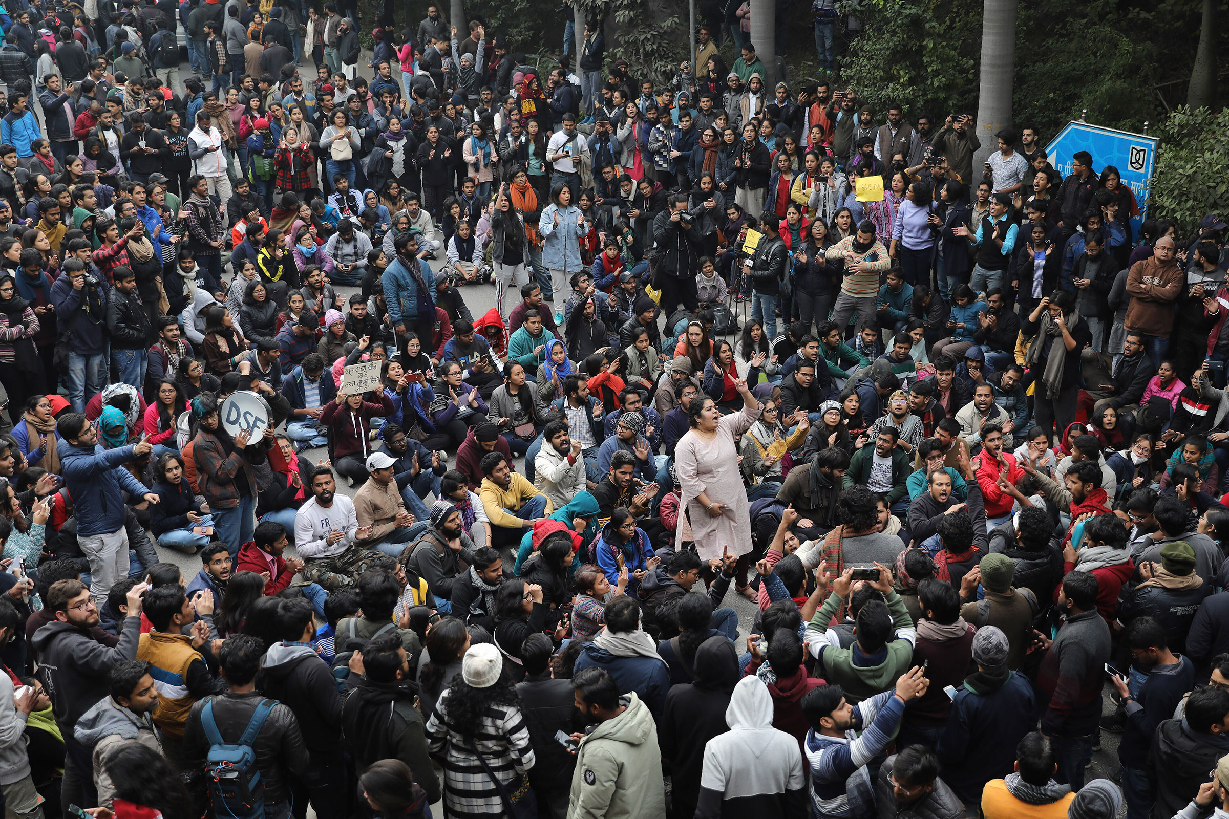 Students shout slogans inside the Jawaharlal Nehru Universit