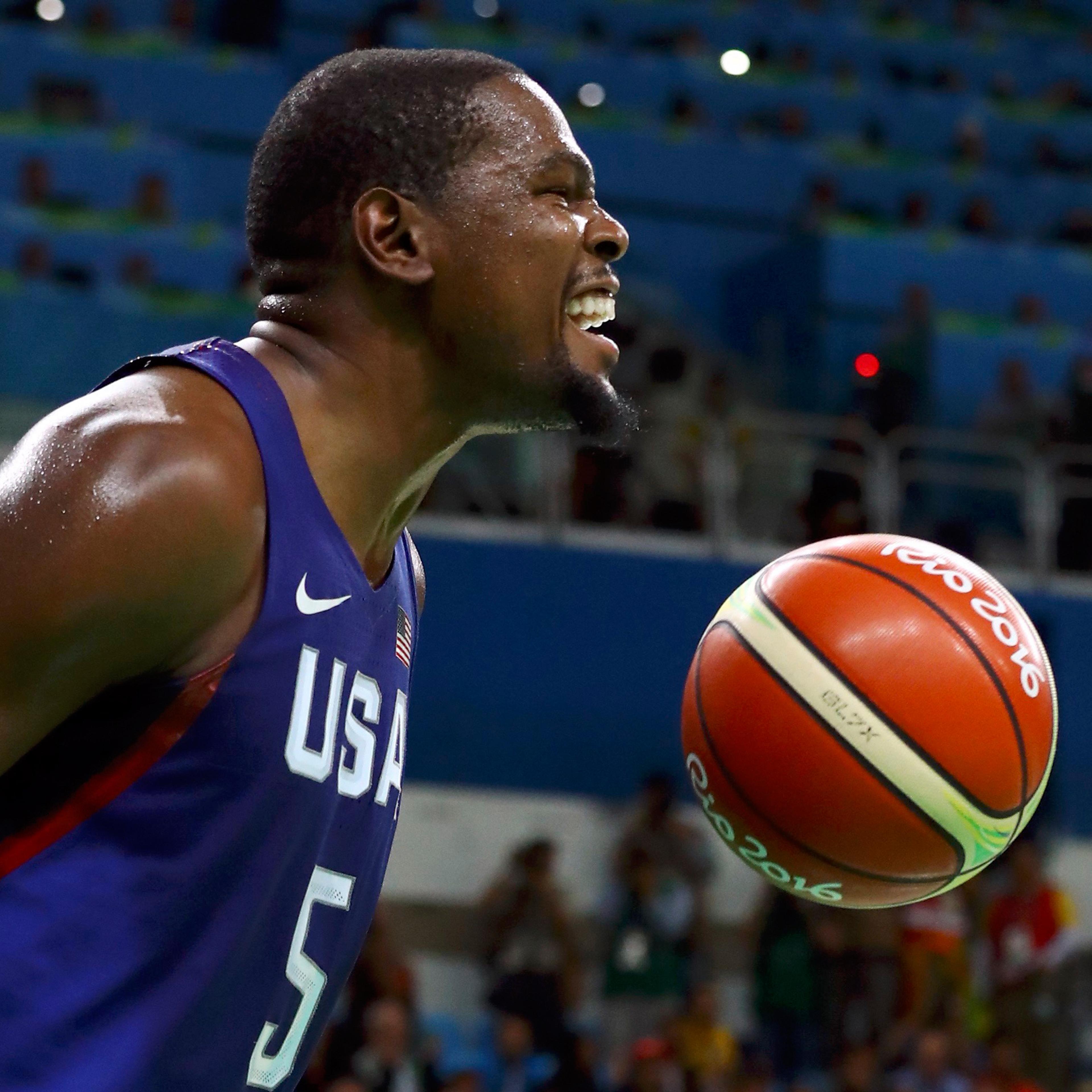 2016 Rio Olympics - Basketball - Final - Men's Gold Medal Game Serbia v USA - Carioca Arena 1 - Rio de Janeiro, Brazil - 21/8/2016. Kevin Durant (USA) of the USA reacts after a dunk. REUTERS/Jim Young FOR EDITORIAL USE ONLY. NOT FOR SALE FOR MARKETING OR