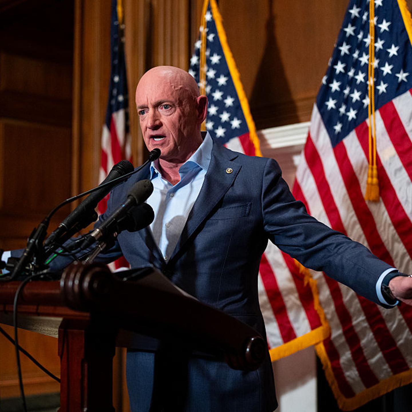 Sen. Mark Kelly