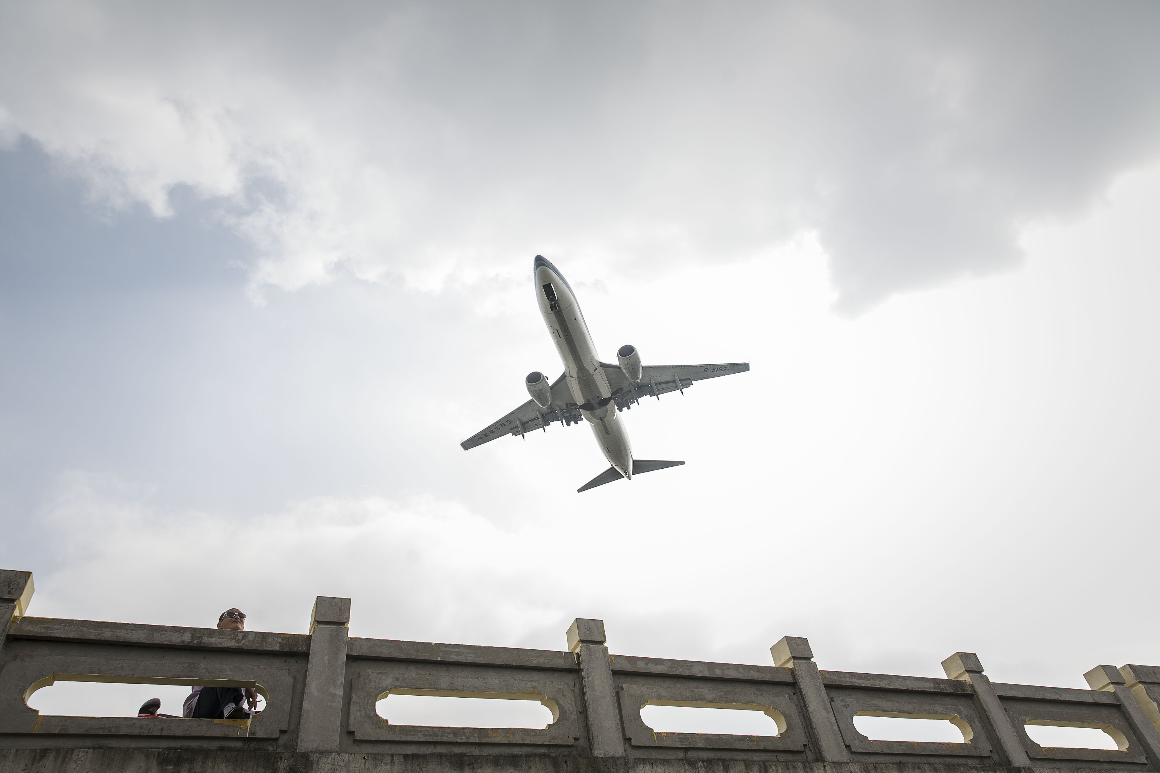 China Said To Consider Consolidation Among Big 3 Airlines