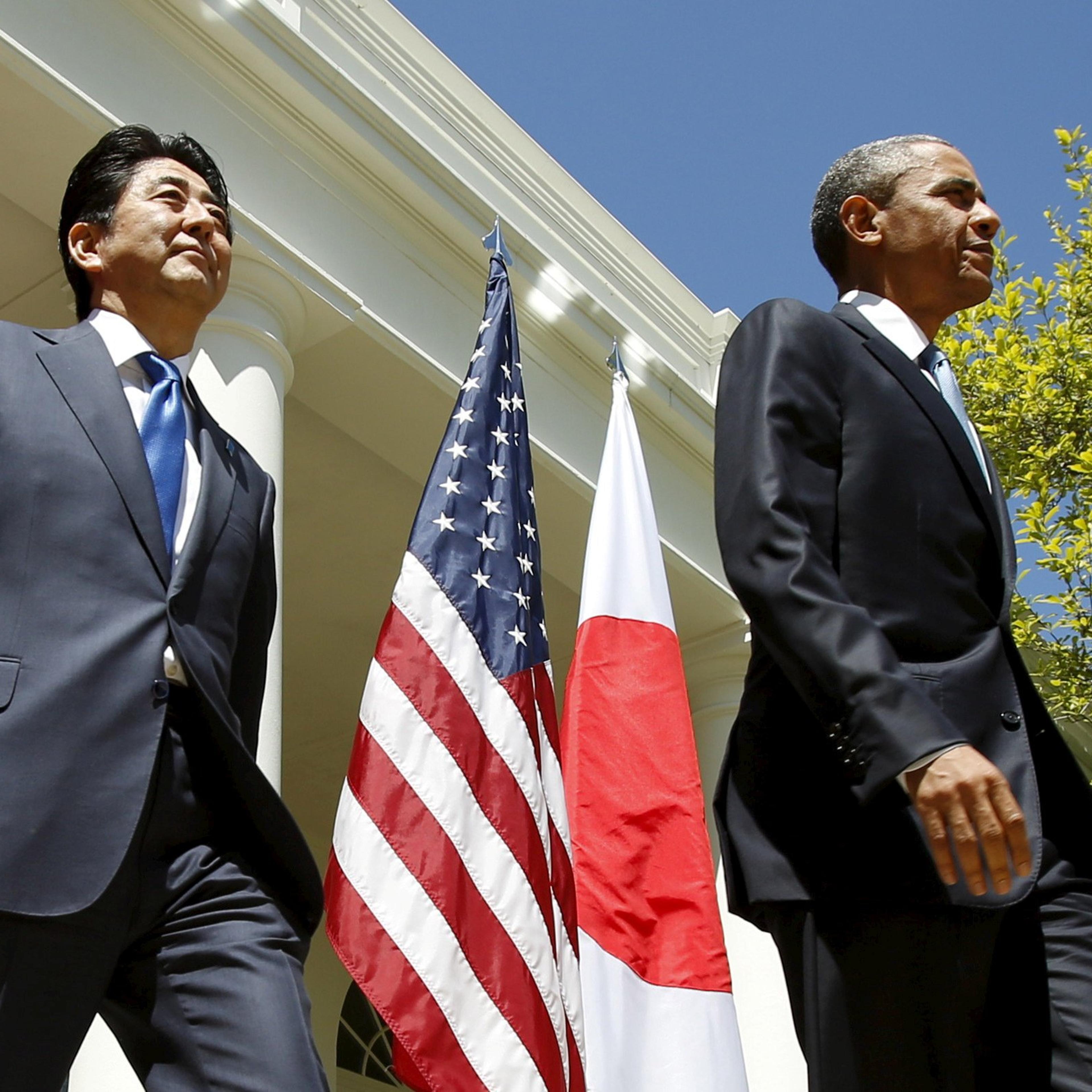 Obama and Shinzo Abe give a joint press conference in Washington