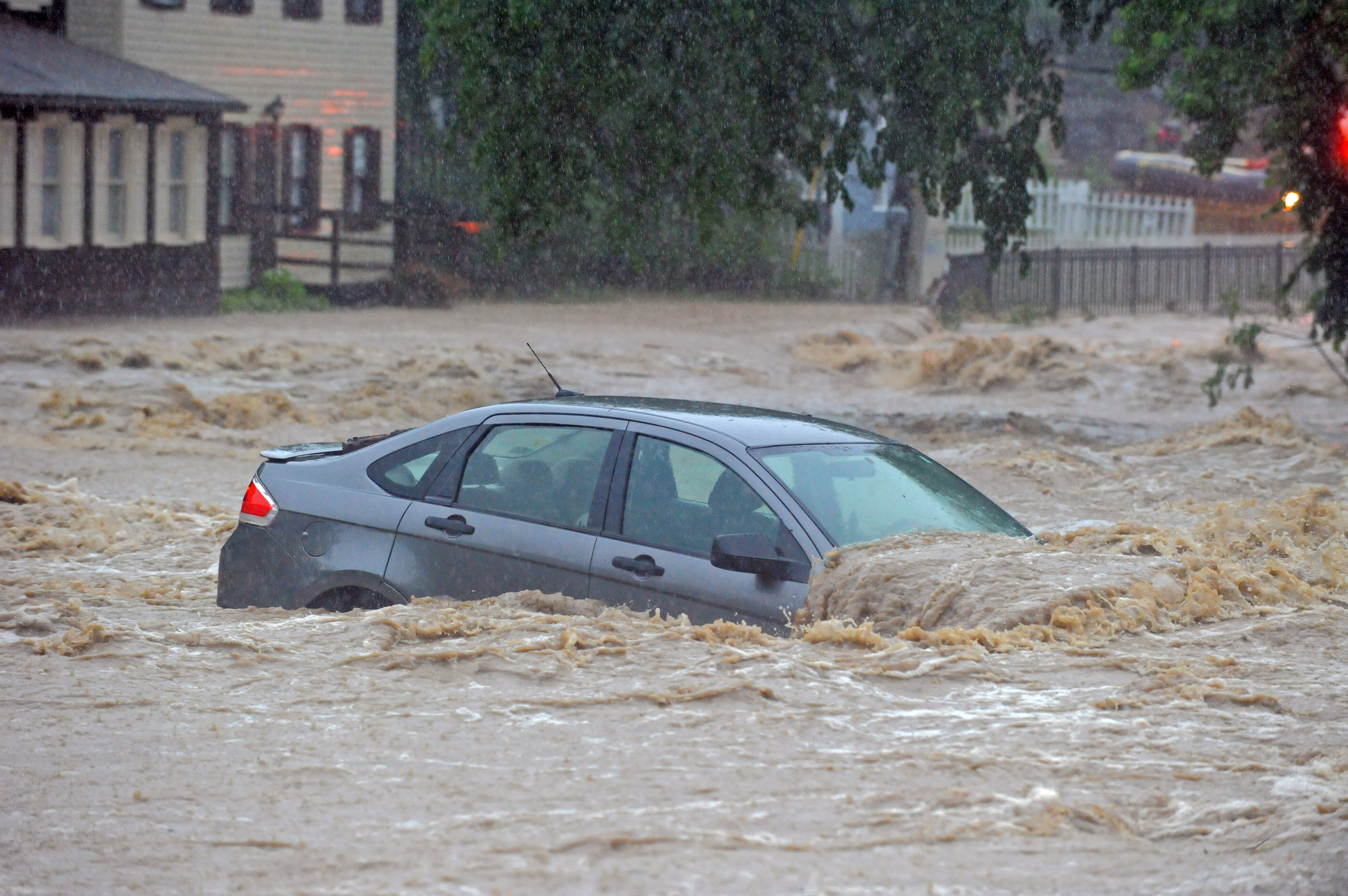 Ellicott City awash in flood waters as heavy rain drenches Baltimore region