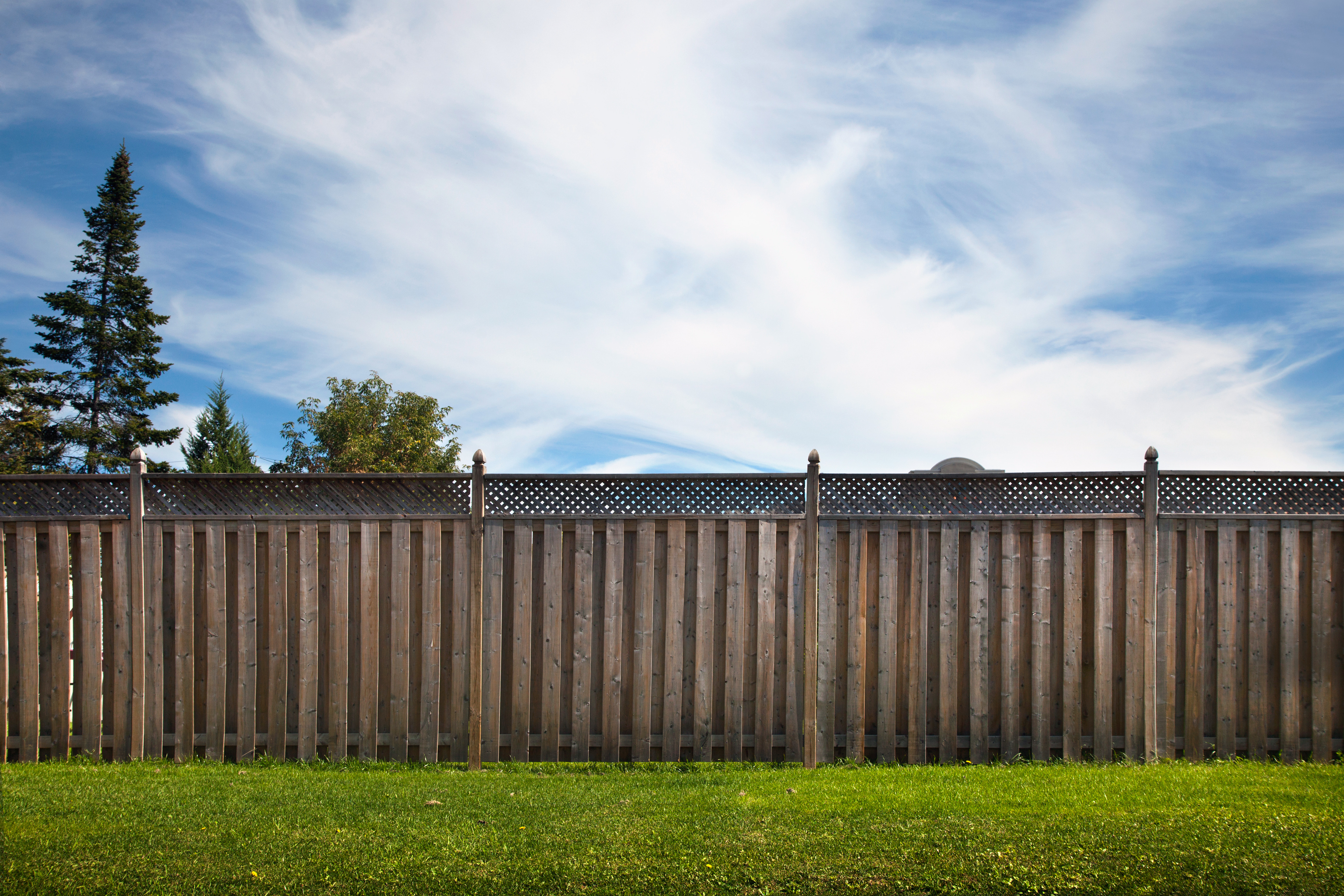 wooden-garden-fence