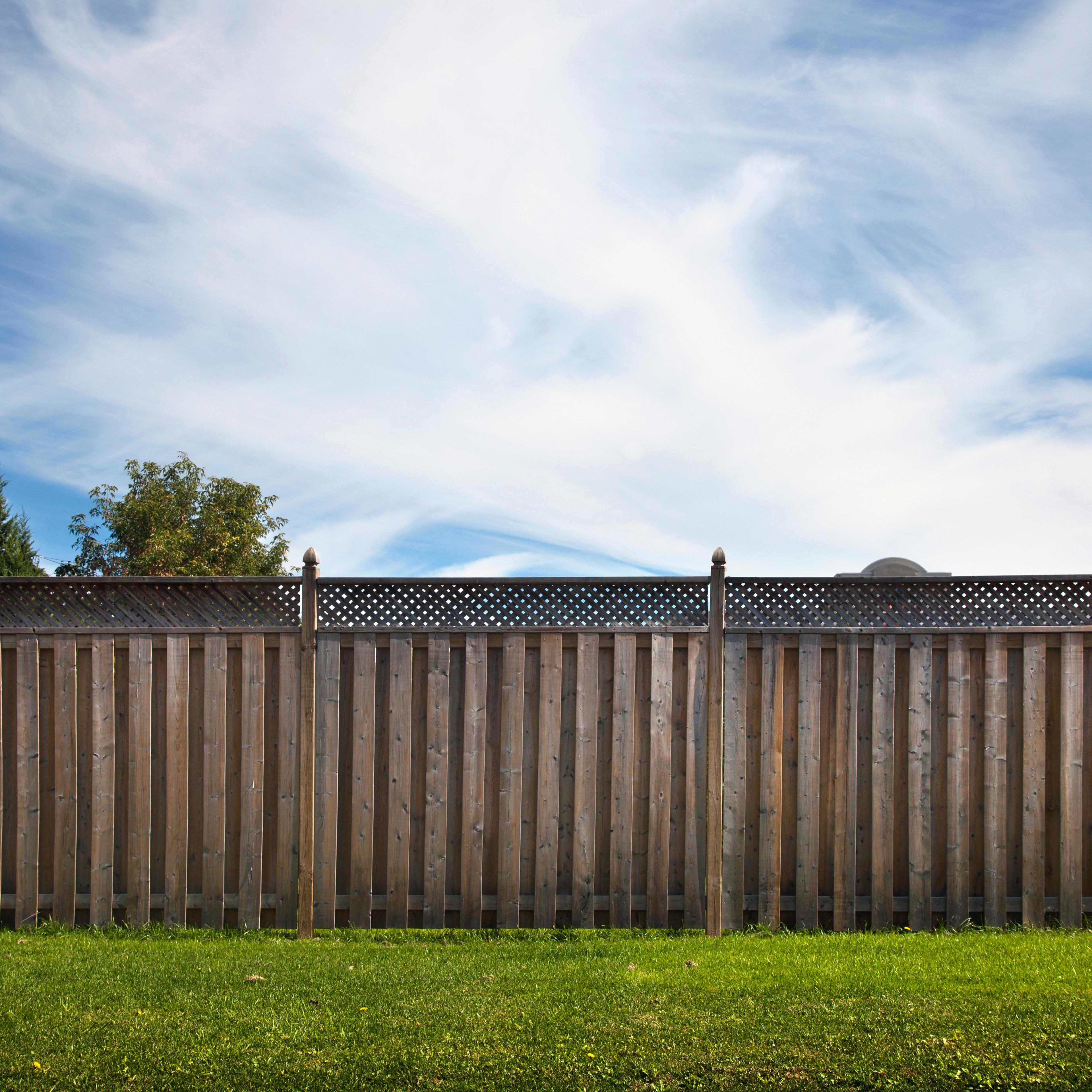 wooden-garden-fence