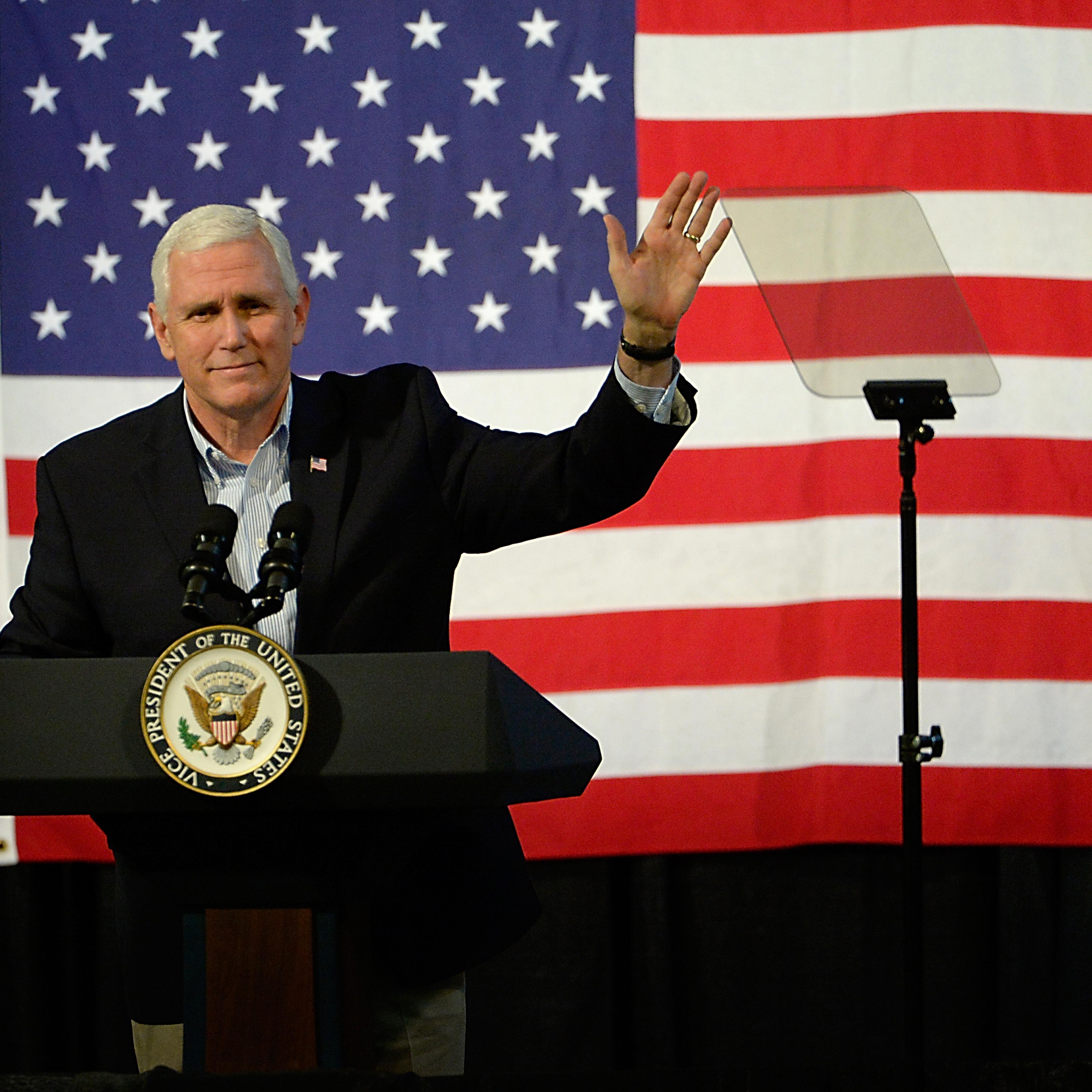 Pence Joins GOP VA Gubernatorial Candidate Ed Gillespie At Campaign Rally