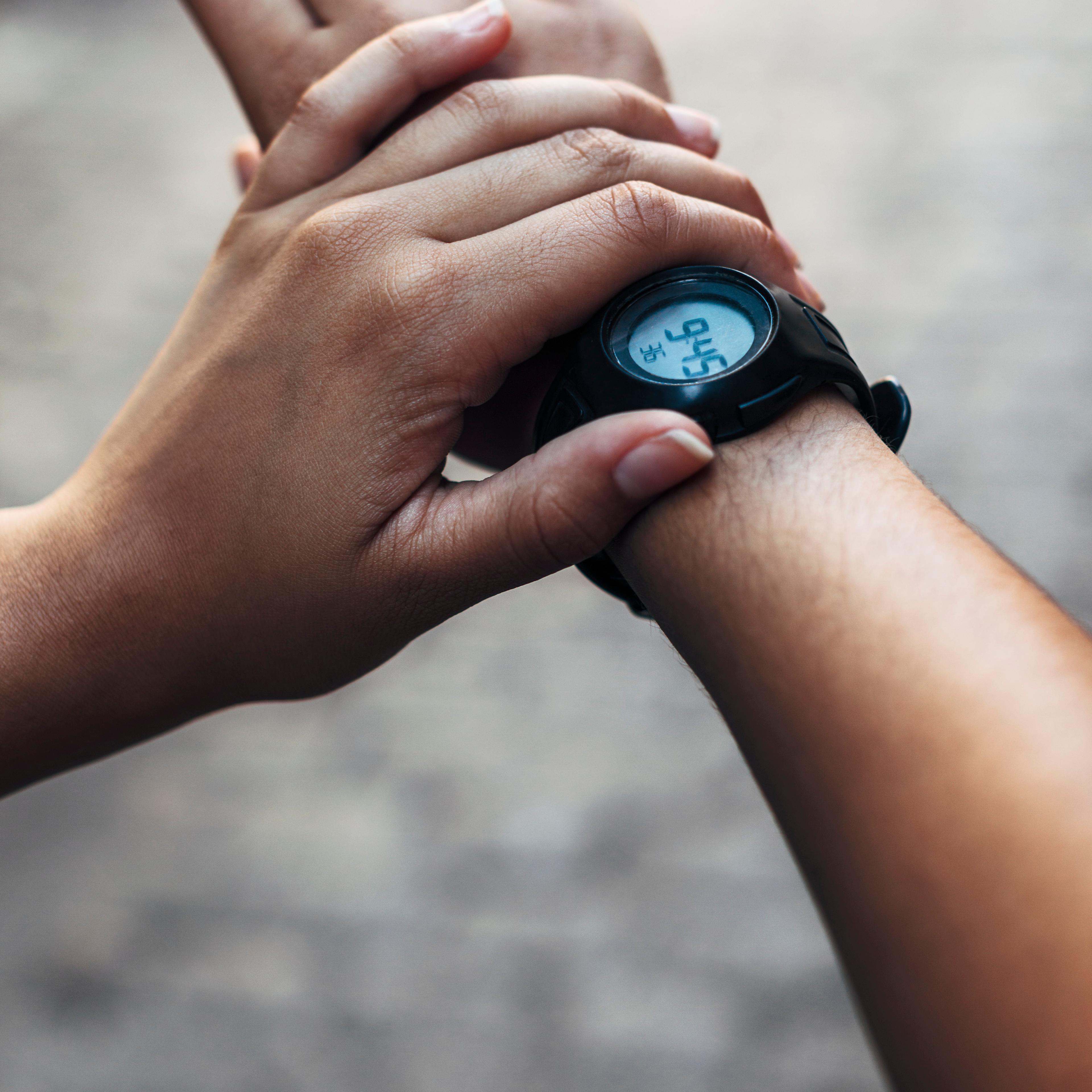 woman-wrist-watch