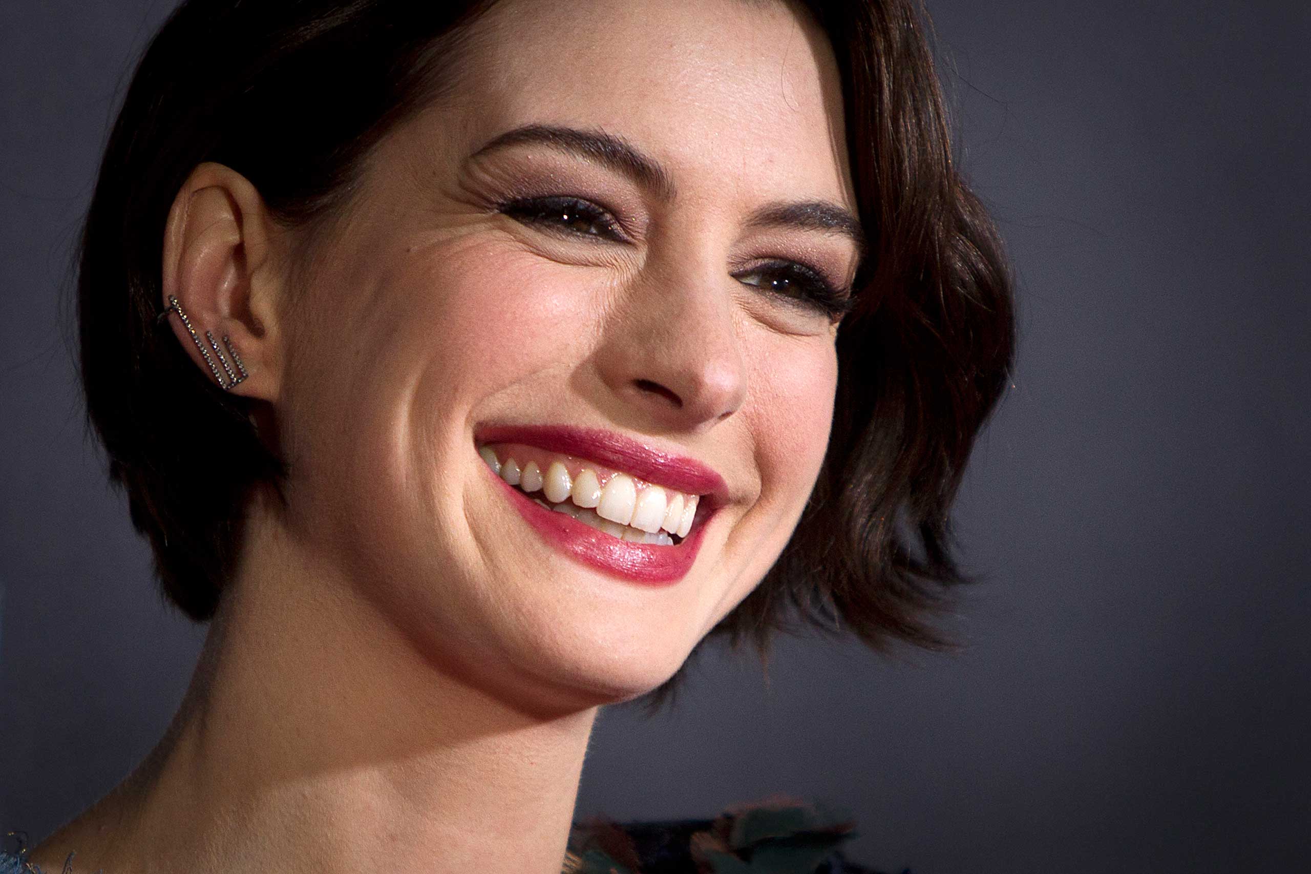 Anne Hathaway