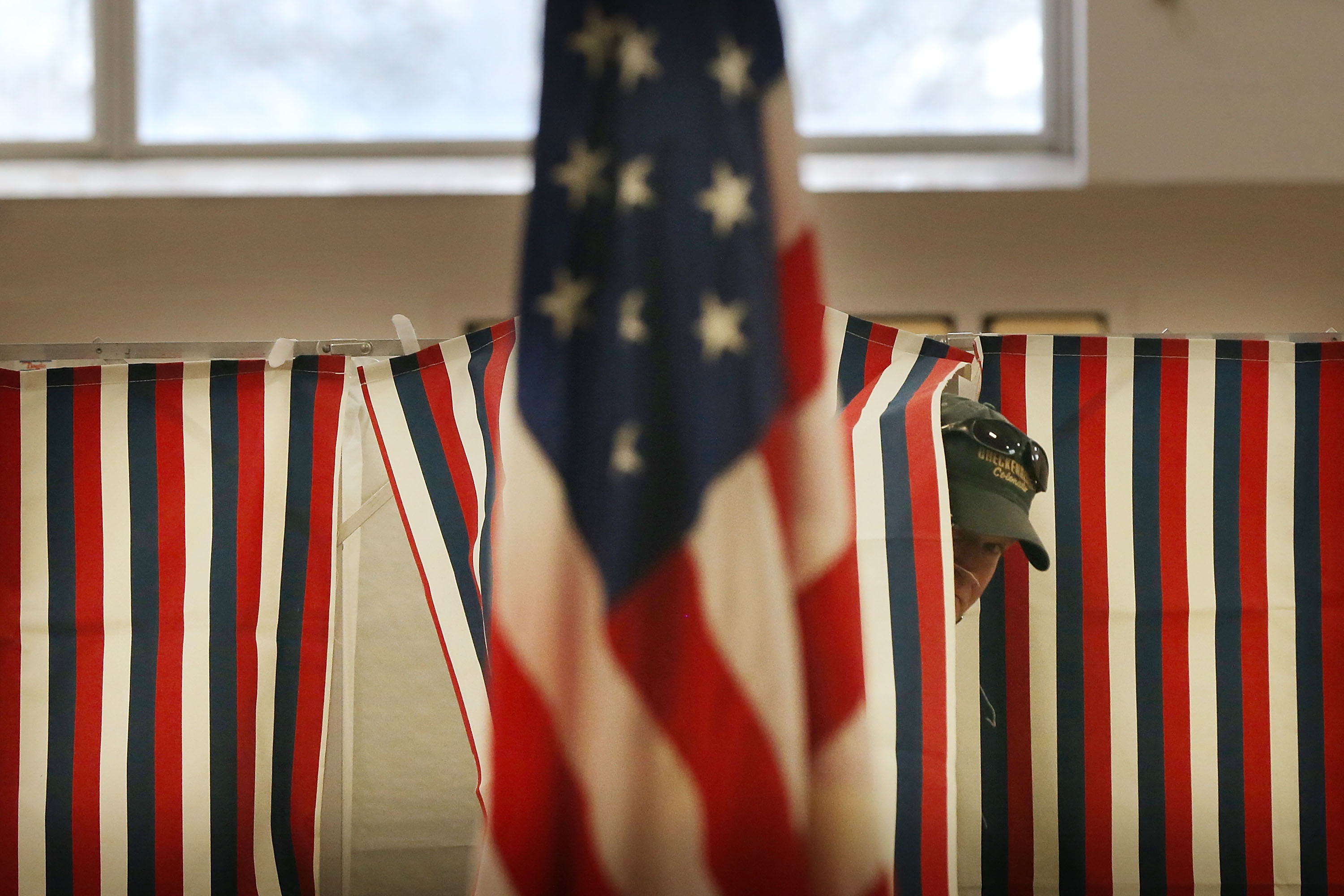 Voting Machine Hacking