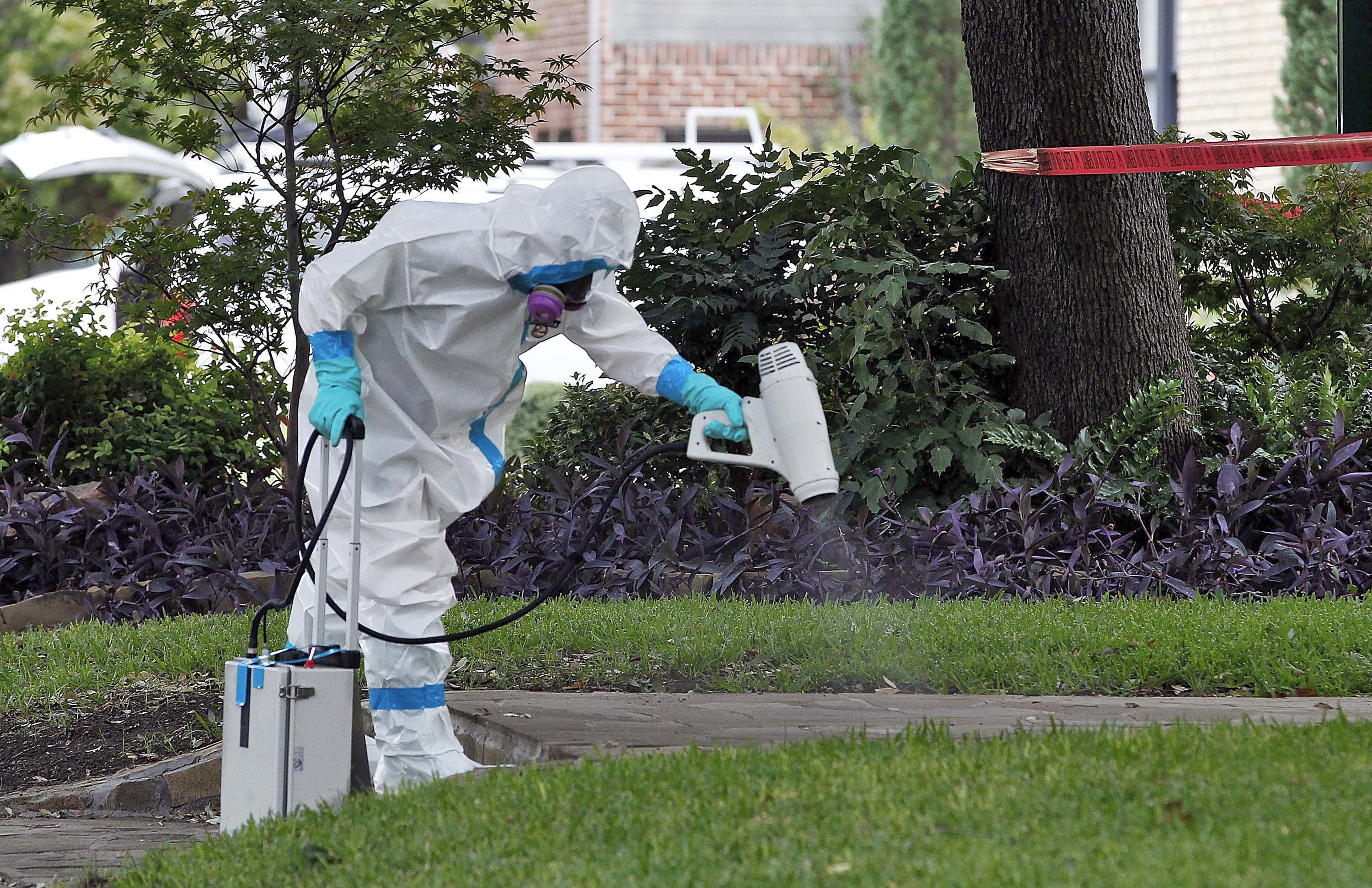 Health Care Worker In Dallas Tests Positive For Ebola Virus