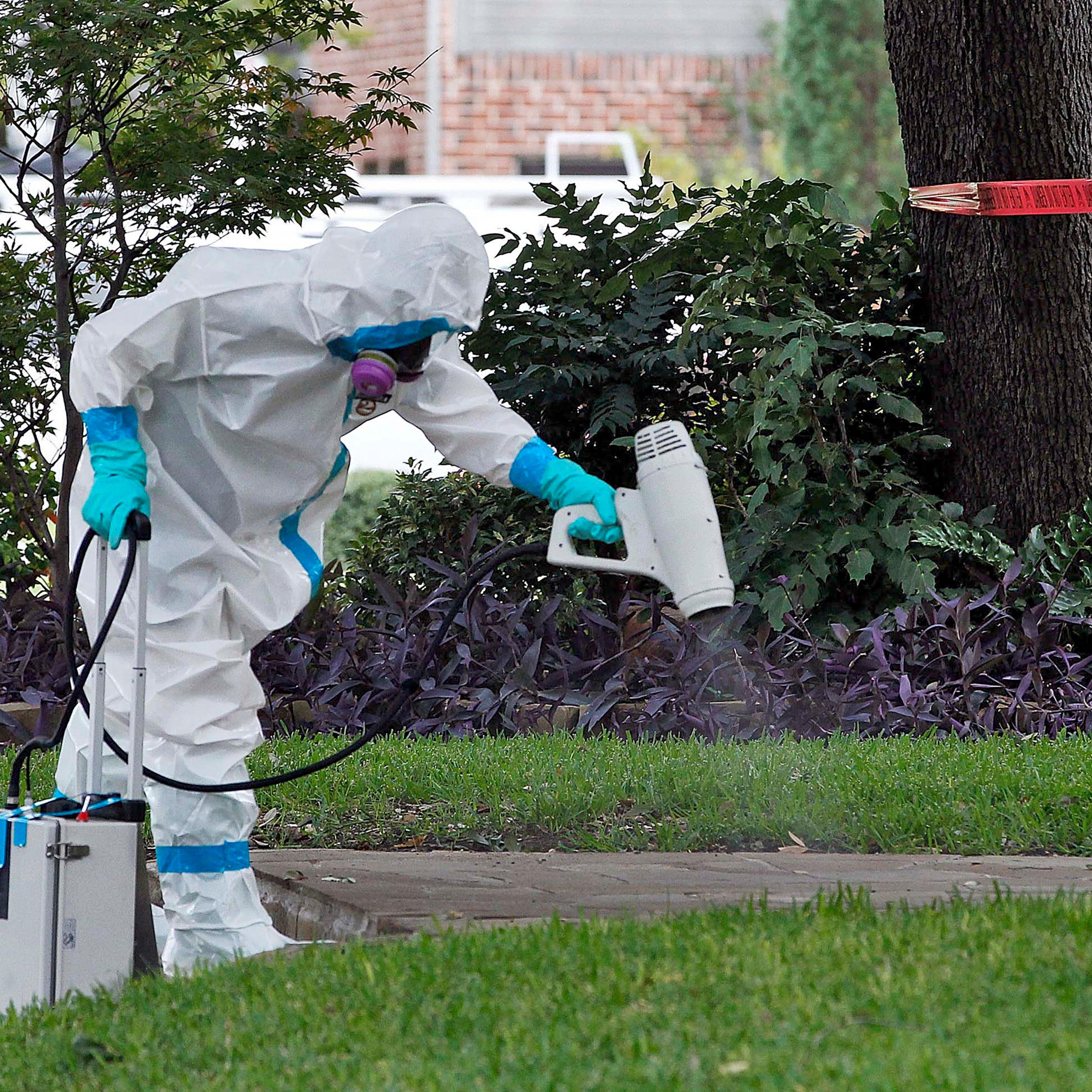 Health Care Worker In Dallas Tests Positive For Ebola Virus