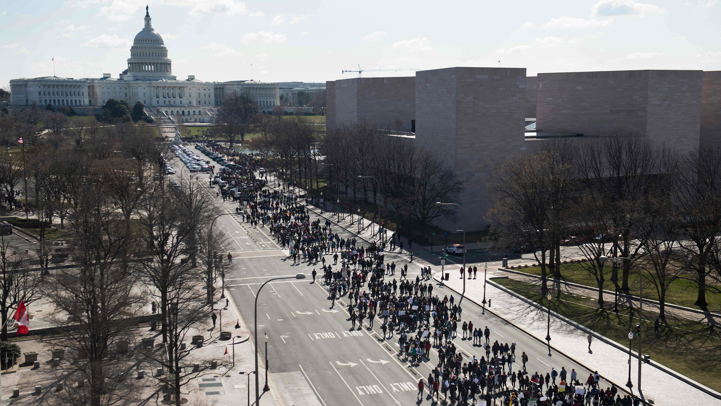 US-POLITICS-GUNS-SCHOOLS-PROTEST