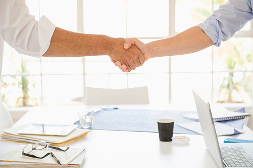 business-people-handshake